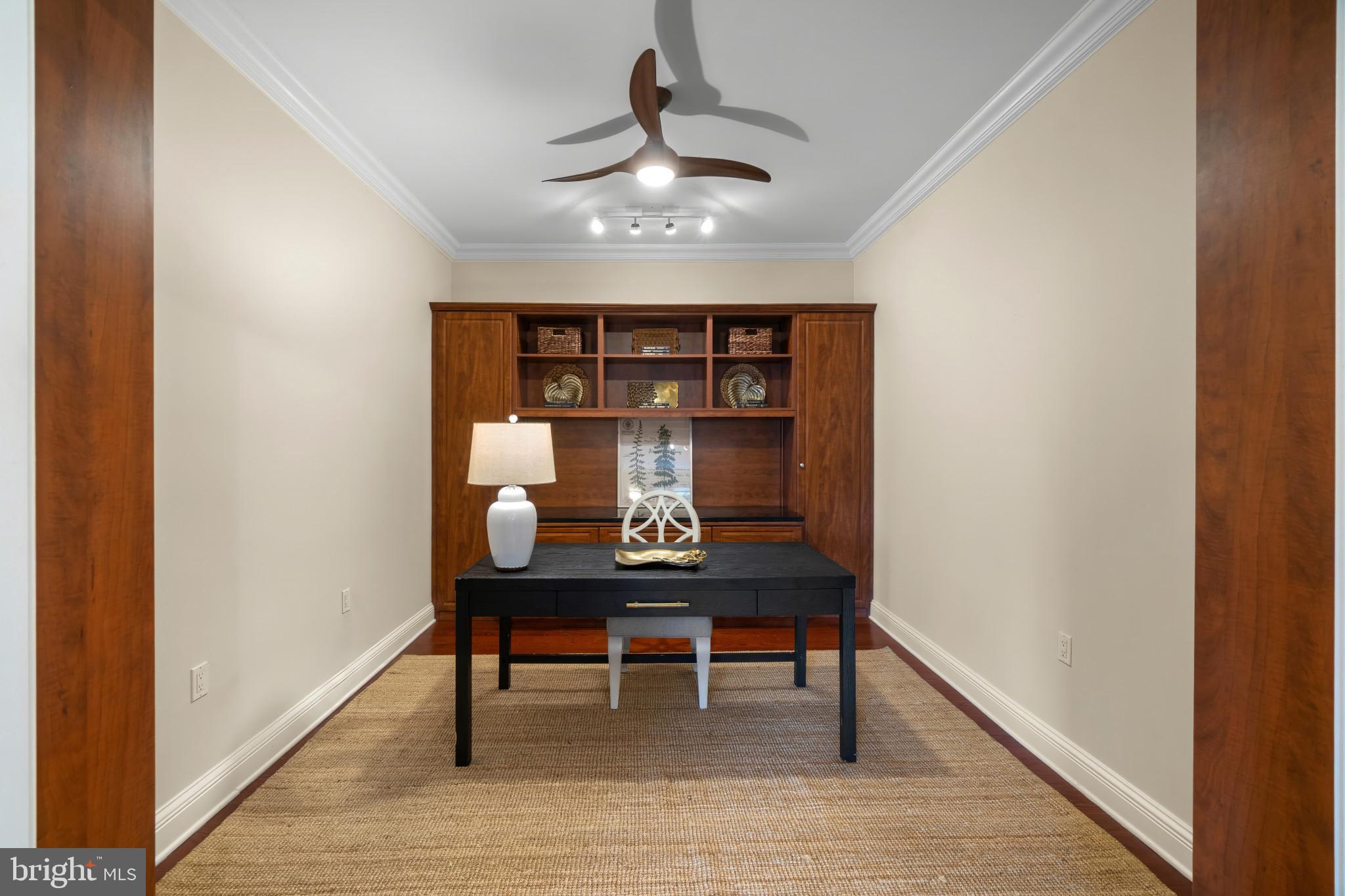 THE RITZ-CARLTON RESIDENCES - Residential