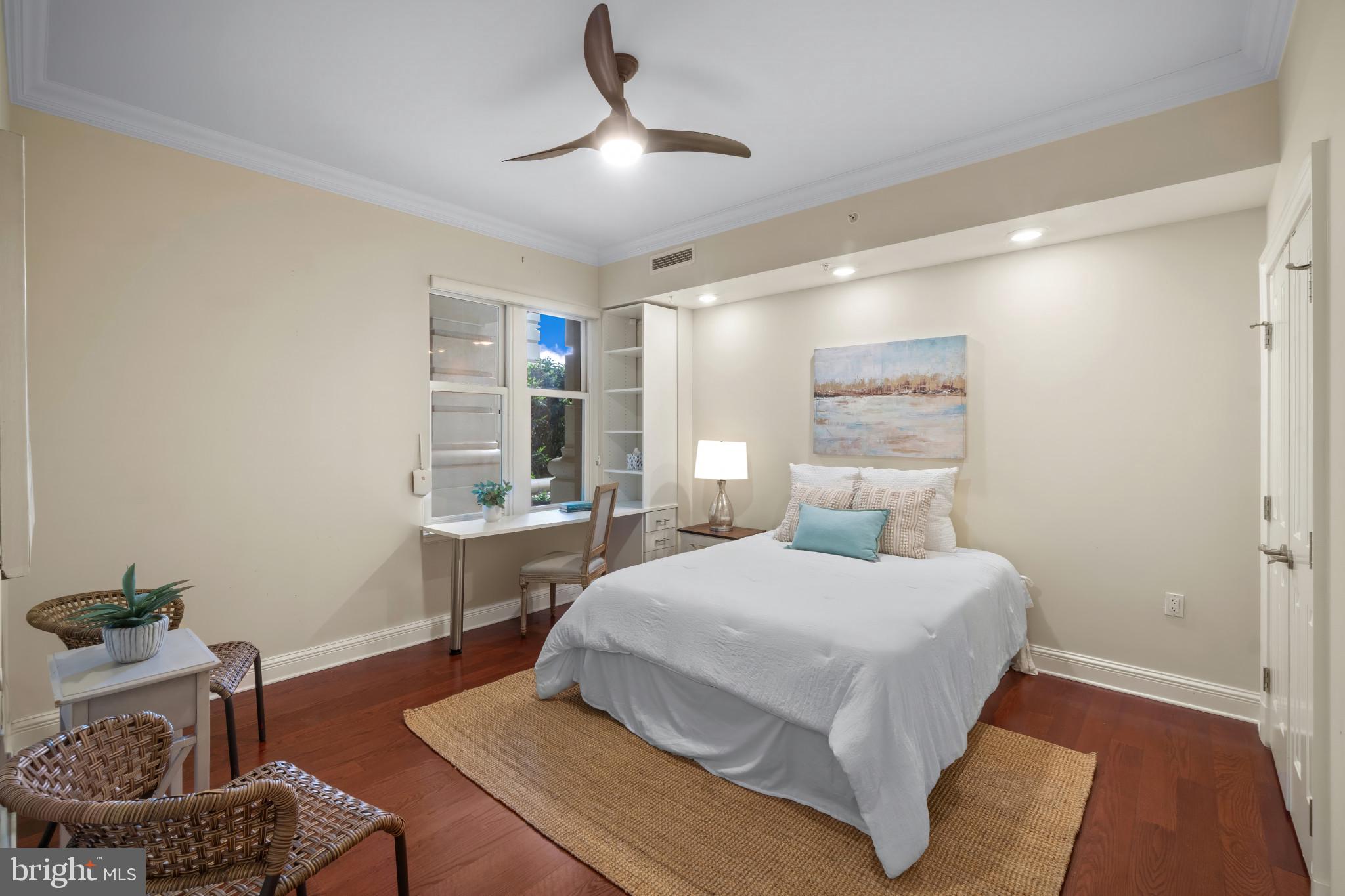 THE RITZ-CARLTON RESIDENCES - Residential