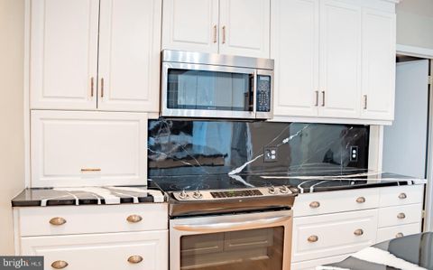 Photo of 6907 Jones View Drive #3A, BALTIMORE, MD 21209 (MLS # MDBC2144362)