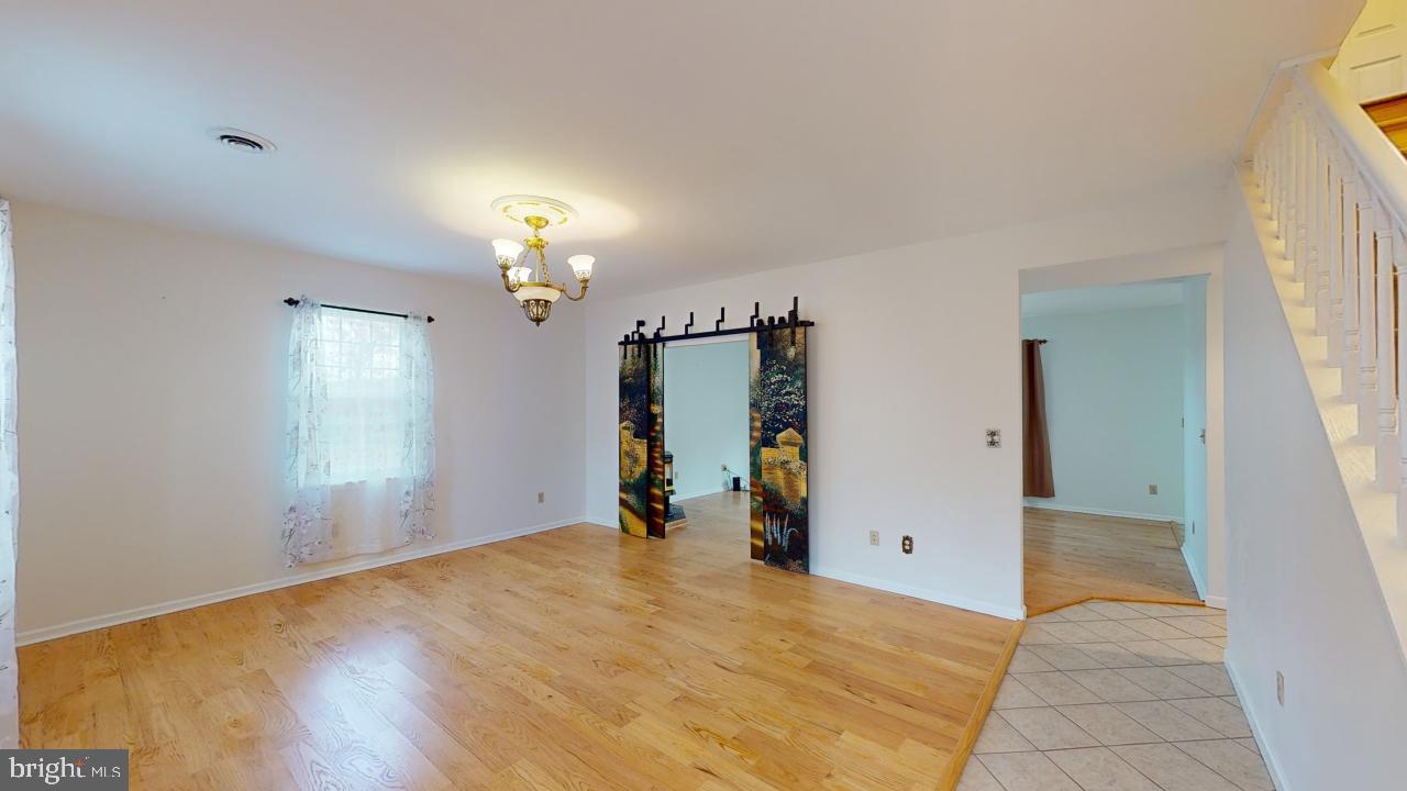 LAKEWOOD - Residential Lease