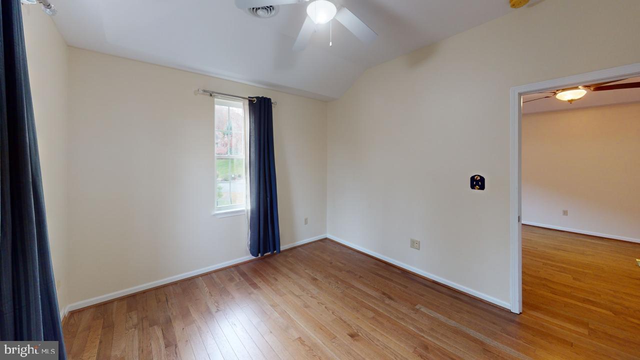 LAKEWOOD - Residential Lease