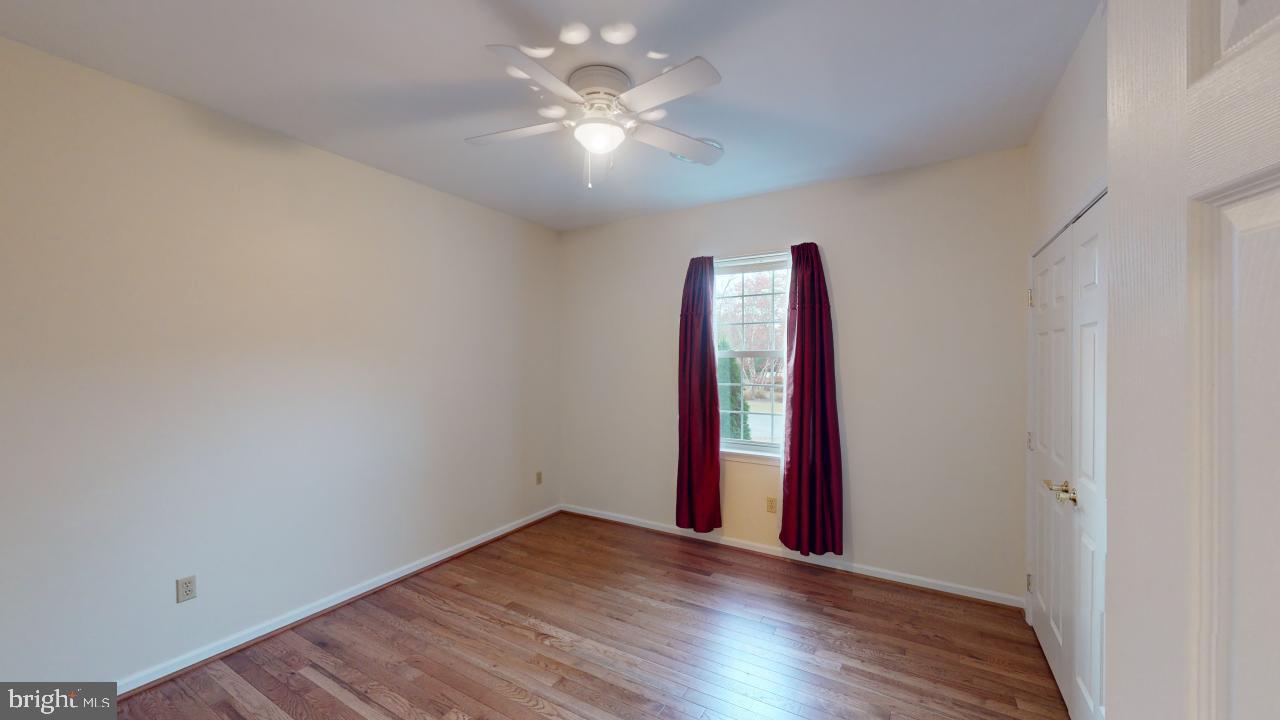 LAKEWOOD - Residential Lease