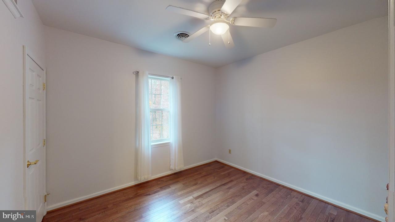 LAKEWOOD - Residential Lease