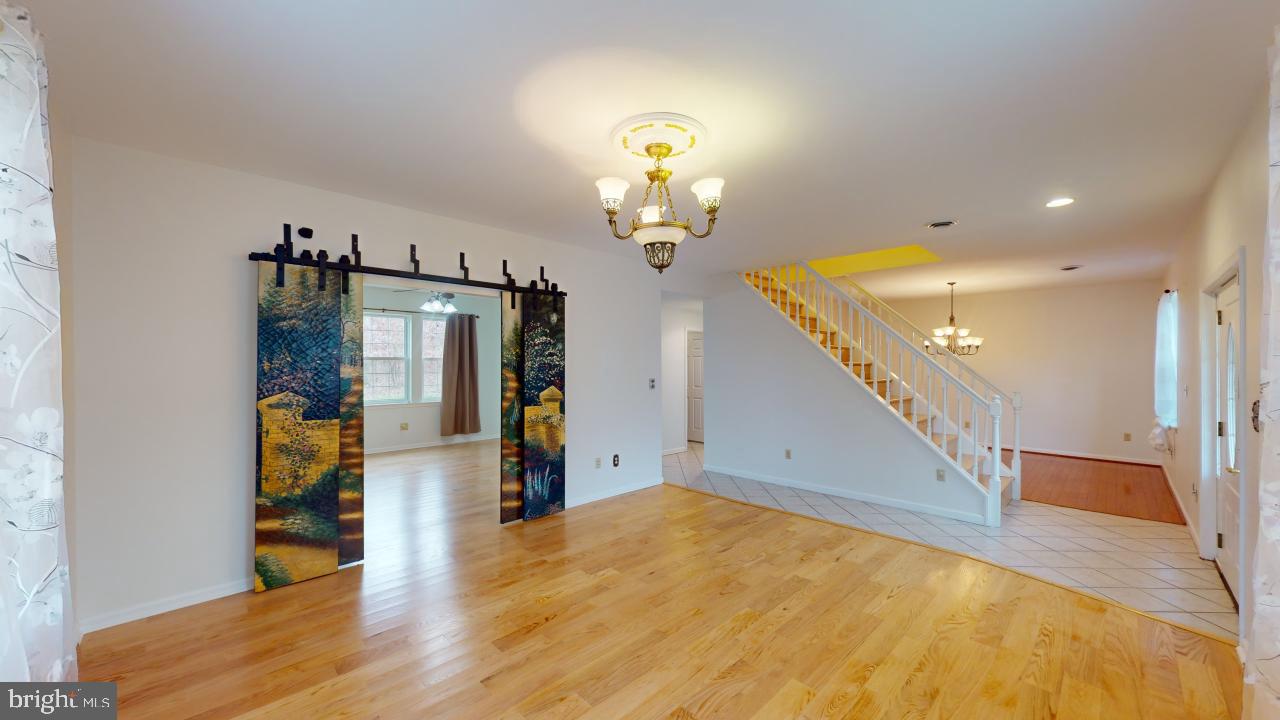 LAKEWOOD - Residential Lease