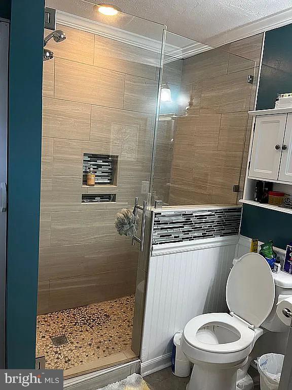 VISTA WOODS - Residential Lease