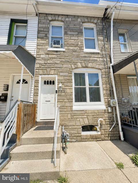 Townhouse For Sale - 523 Tulpehocken Street<br/> READING, PA 19601