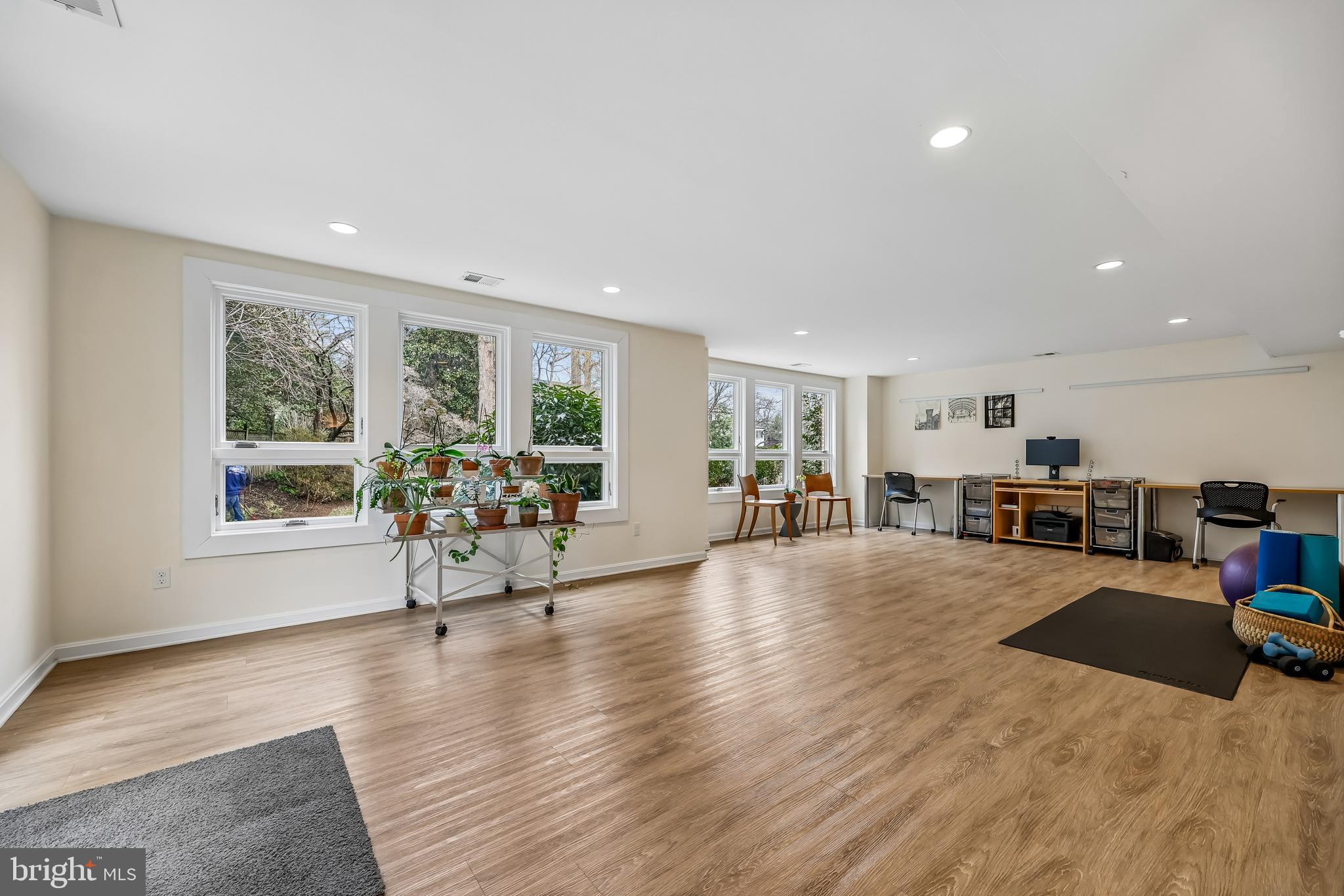 SUMNER - Residential