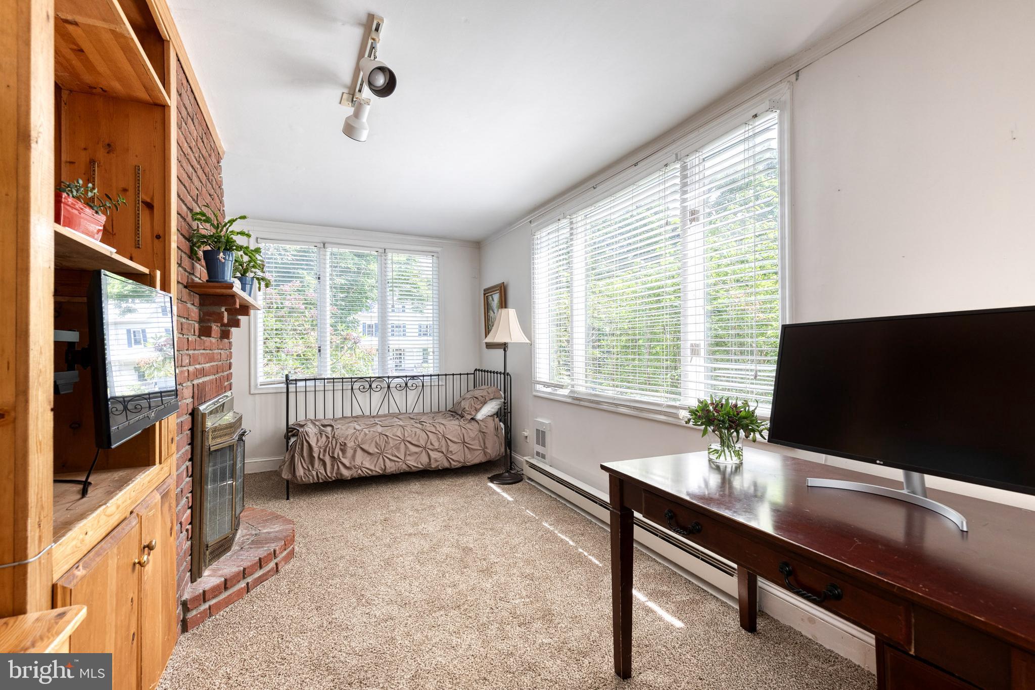 CEDARCROFT HISTORIC DISTRICT - Residential