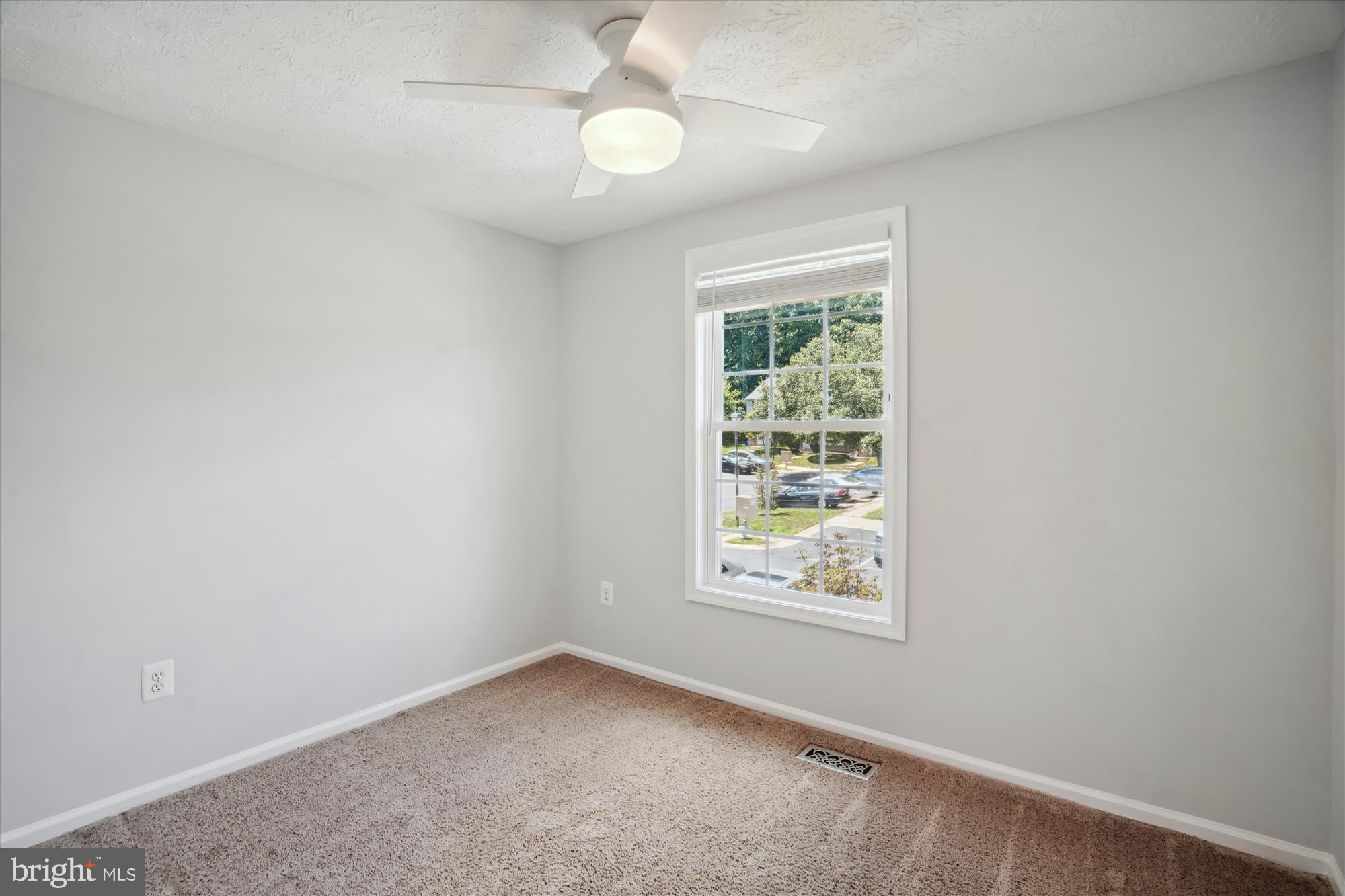 SADDLE CREEK - Residential