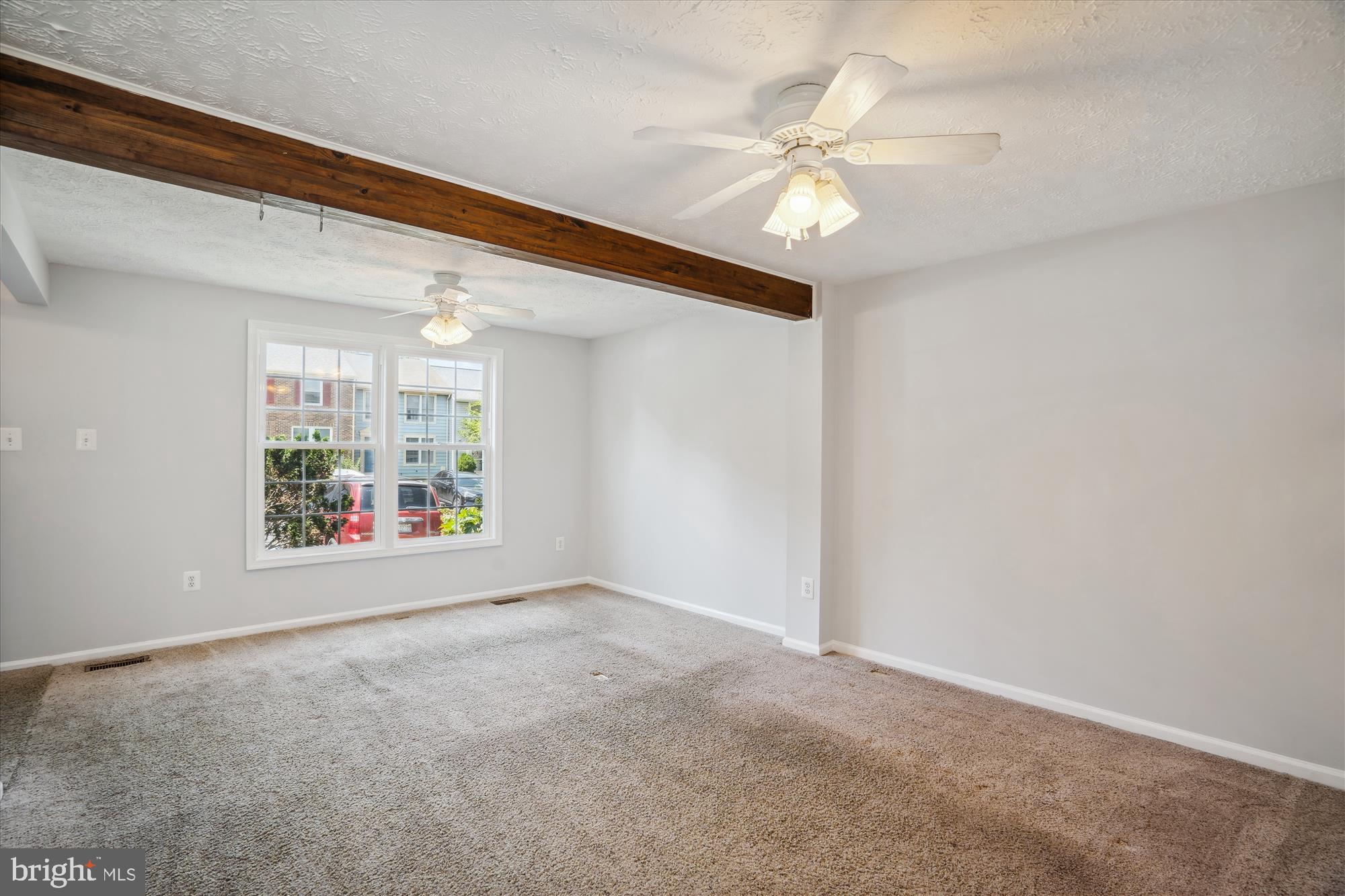 SADDLE CREEK - Residential