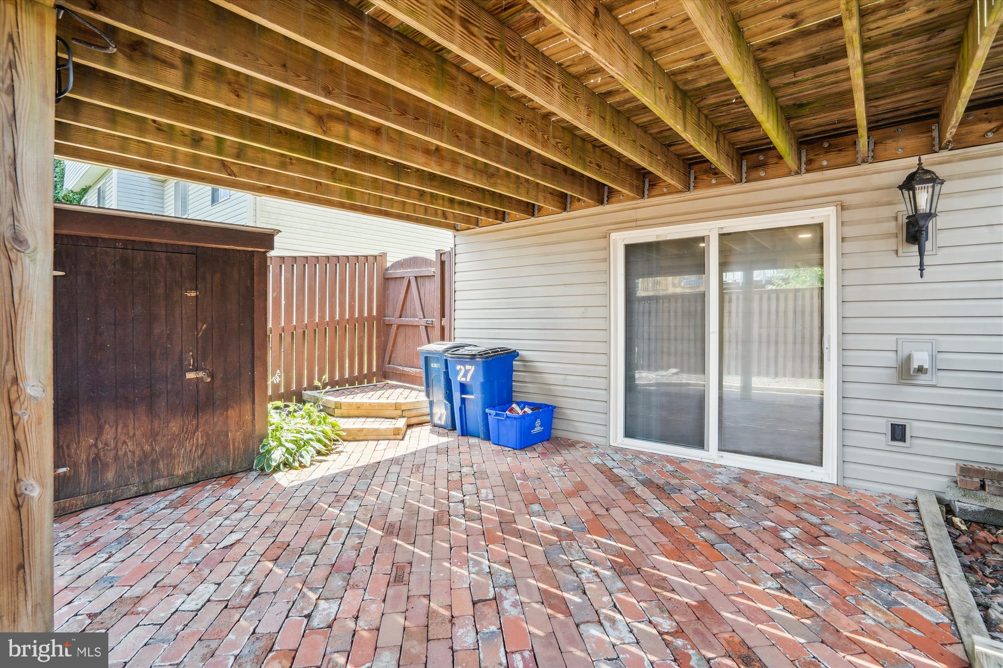 SADDLE CREEK - Residential