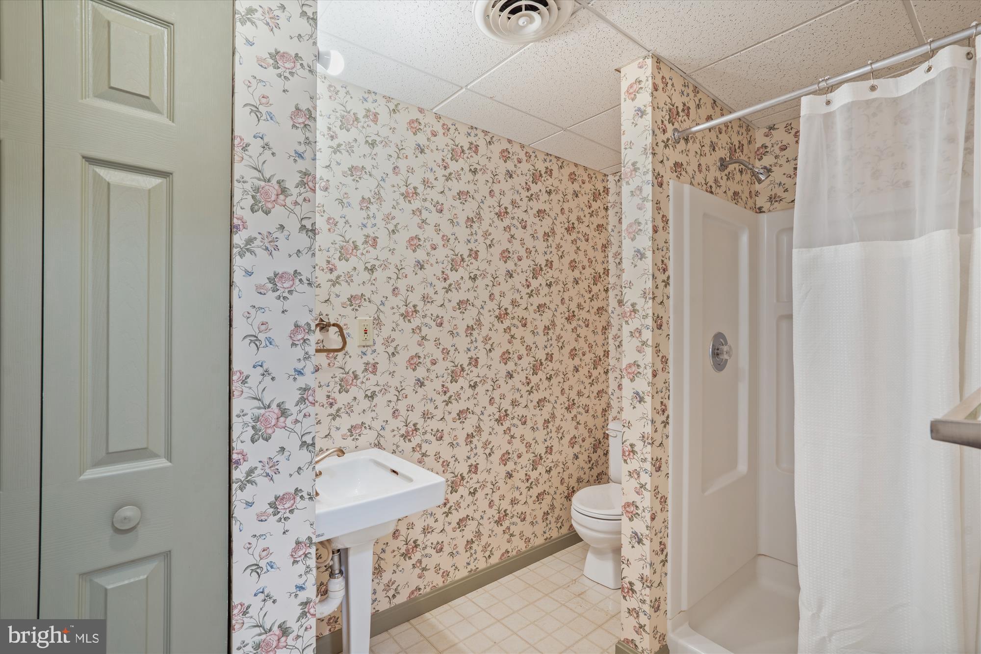 SADDLE CREEK - Residential