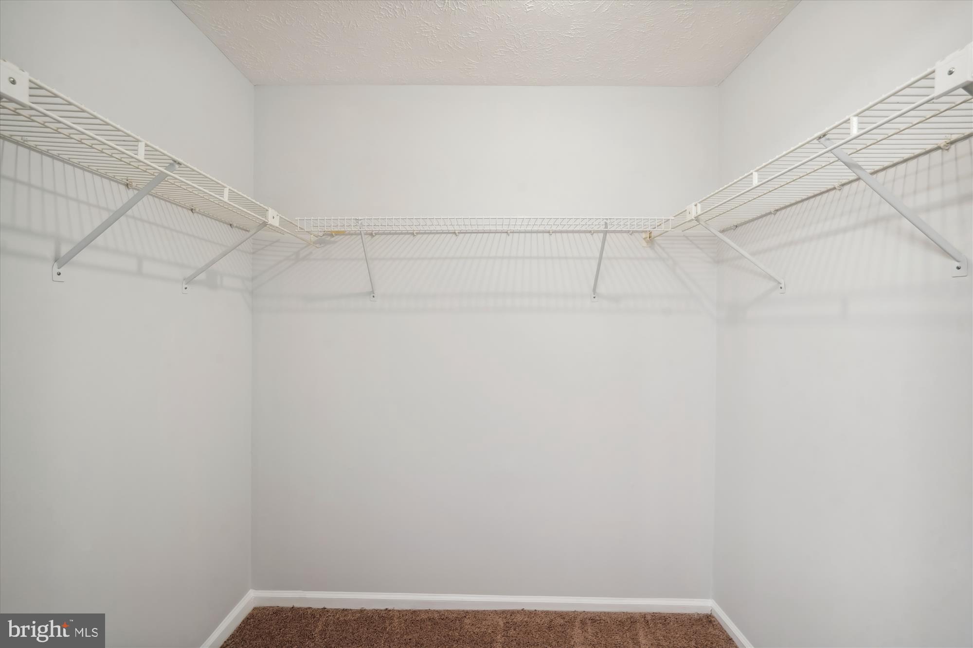 SADDLE CREEK - Residential