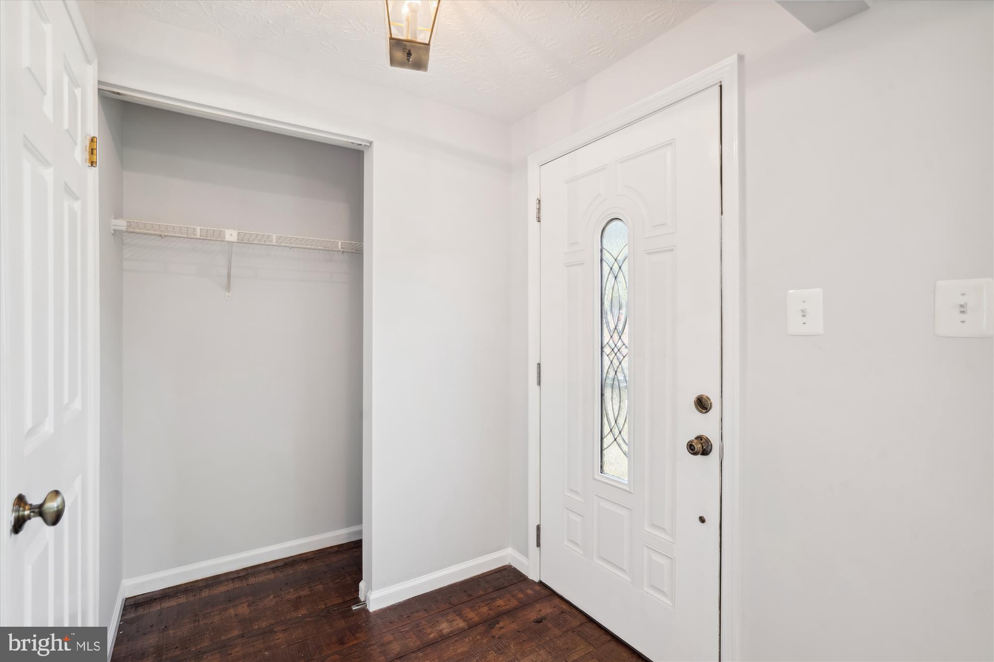 SADDLE CREEK - Residential