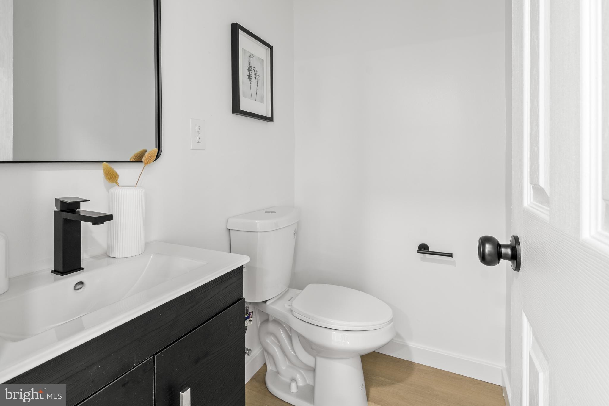 DUNDALK MANOR - Residential