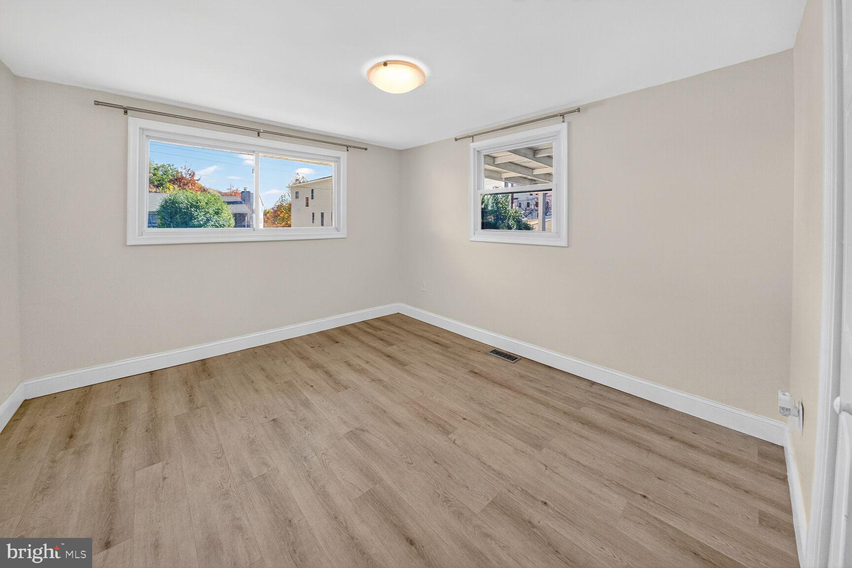 NAUCK GREEN VALLEY - Residential Lease