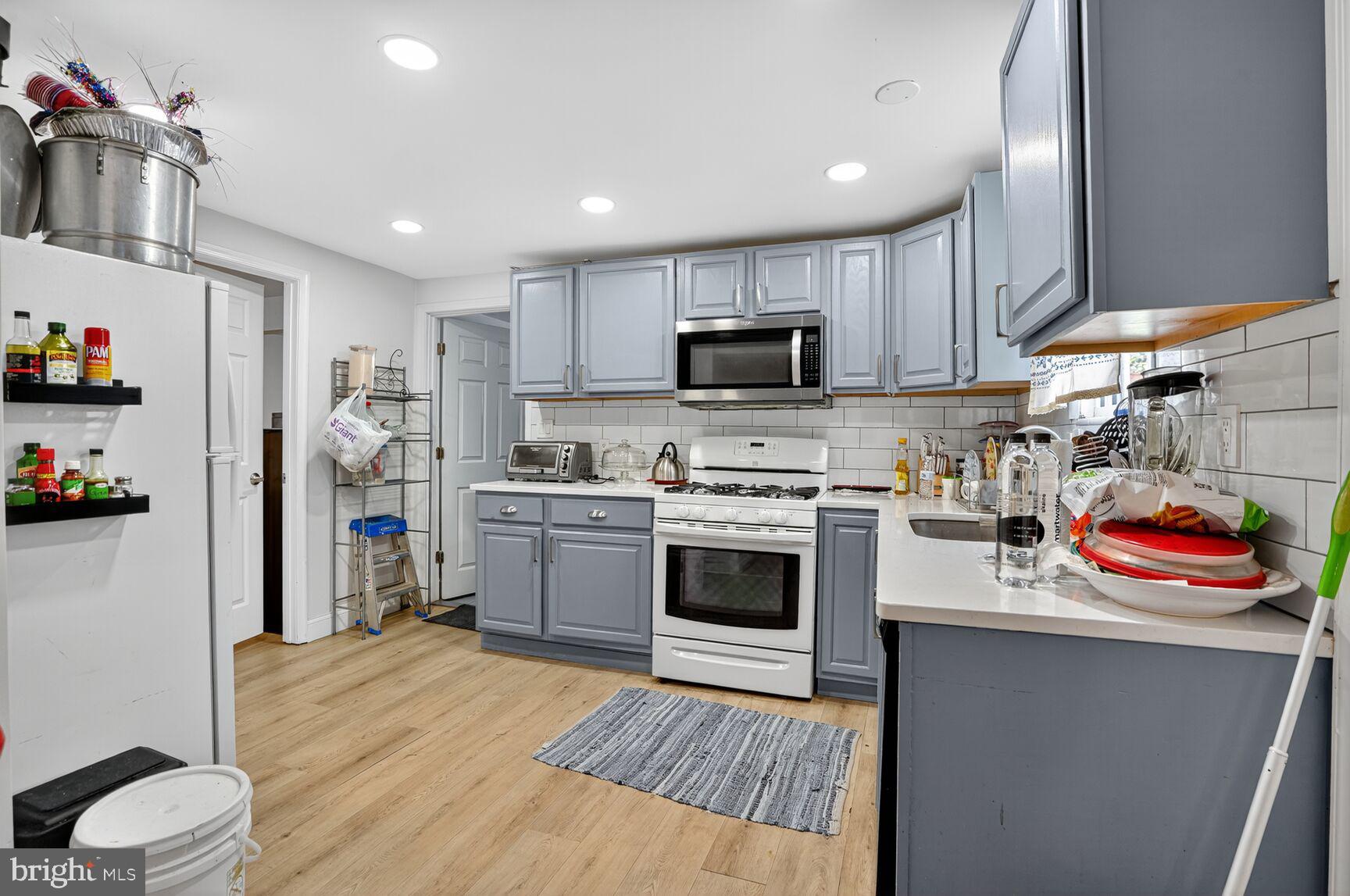 NAUCK GREEN VALLEY - Residential Lease