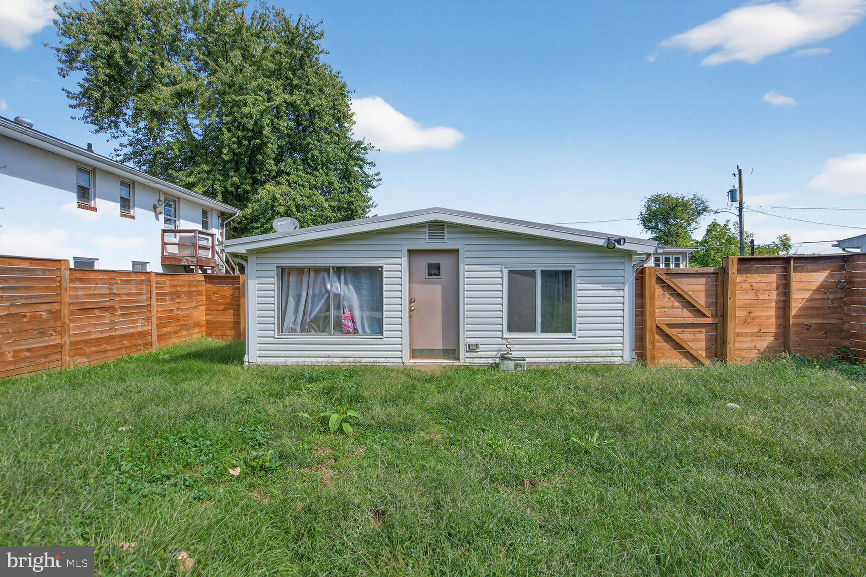 NAUCK GREEN VALLEY - Residential Lease