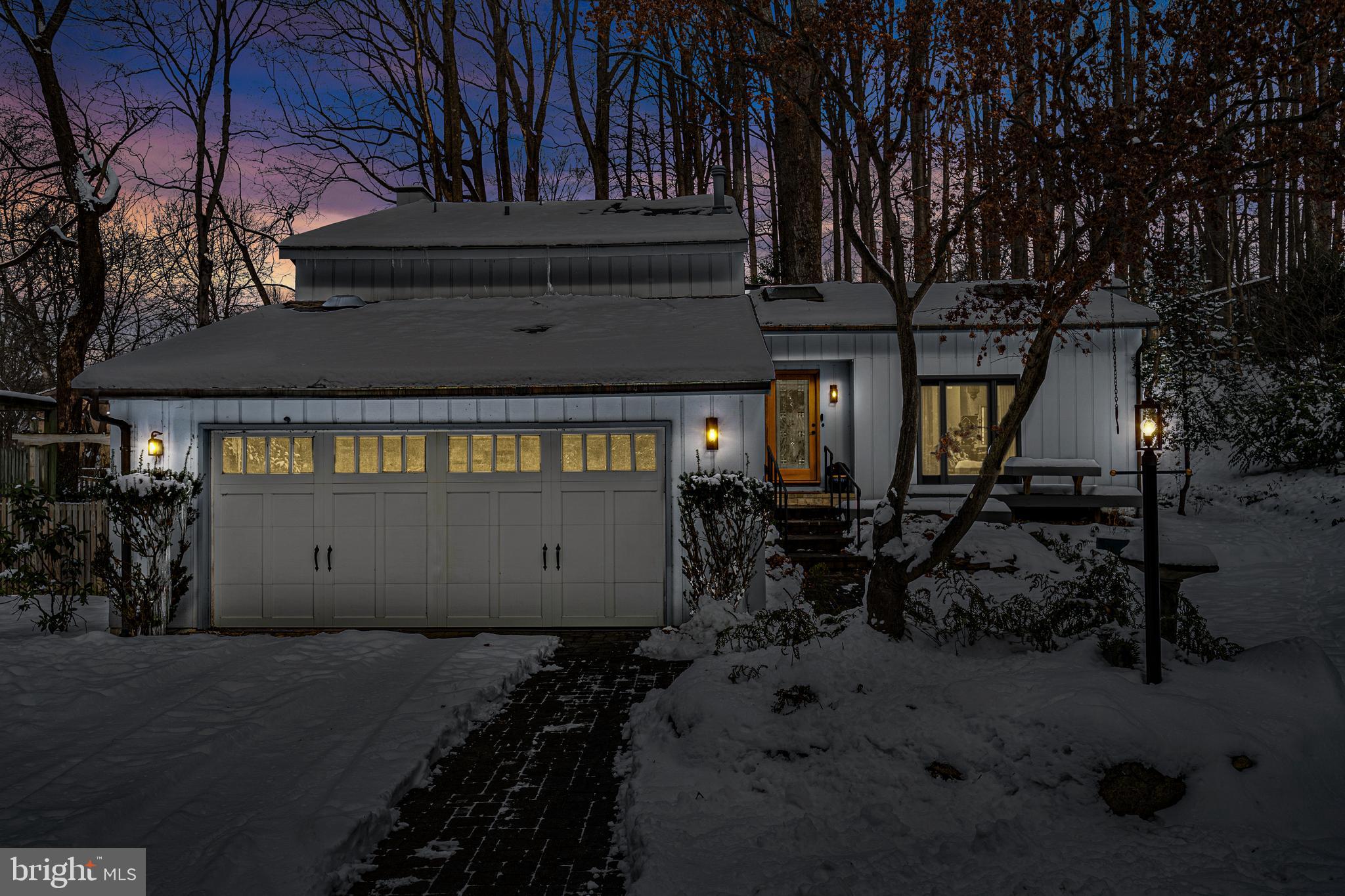 11122 IVY BUSH LANE
