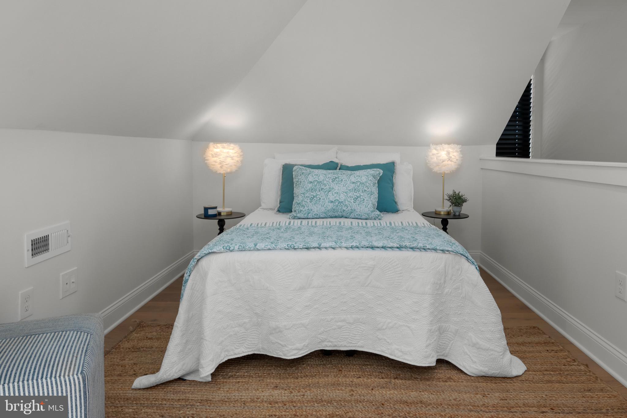 HOMEWOOD - Residential Lease