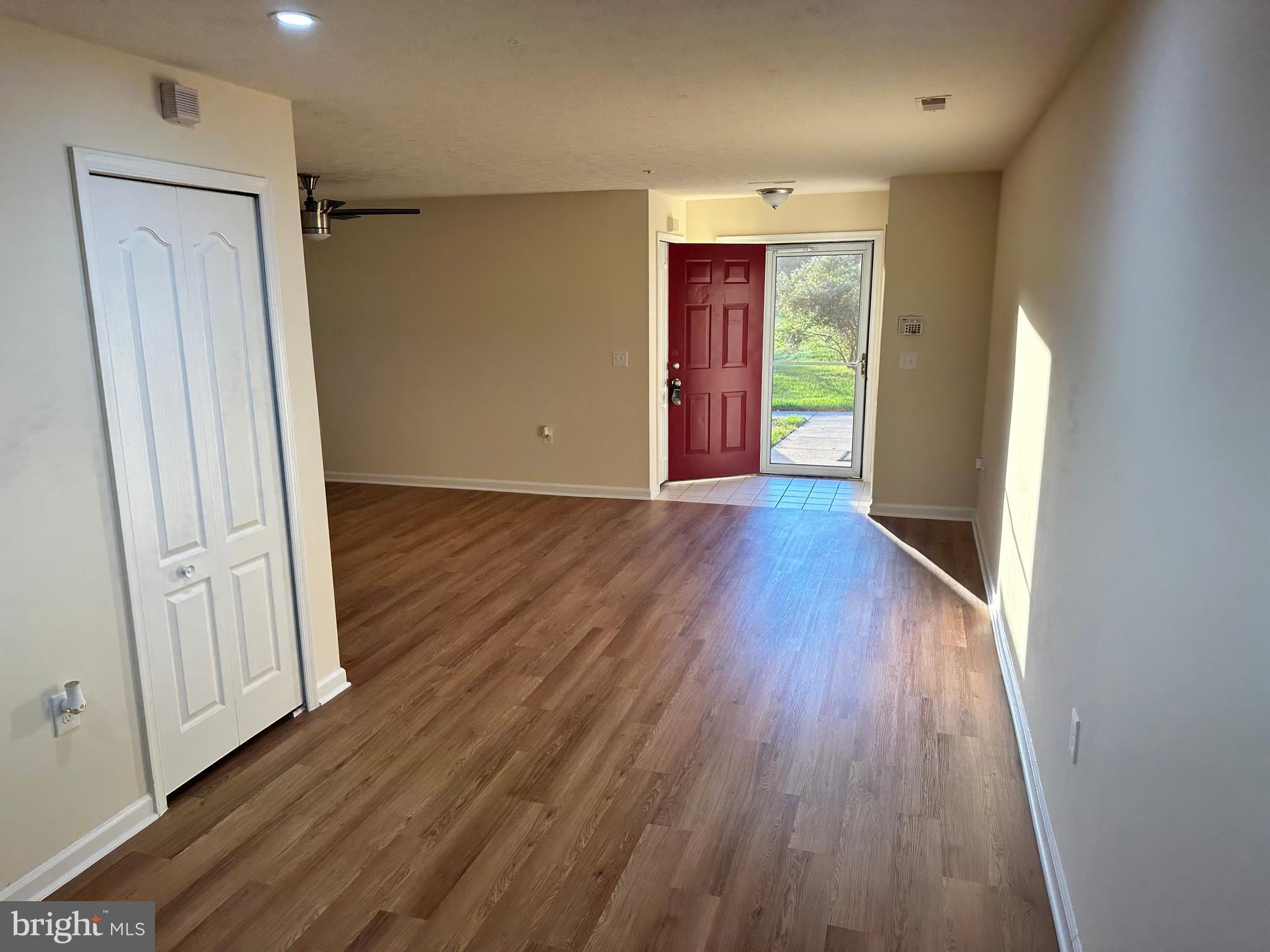 GLENSFORD CONDO - Residential Lease