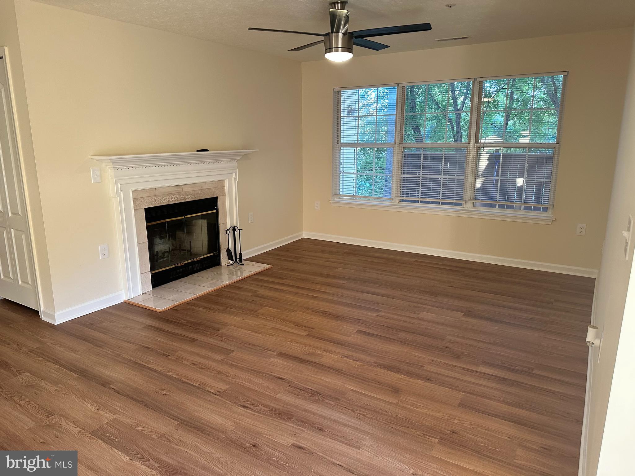 GLENSFORD CONDO - Residential Lease