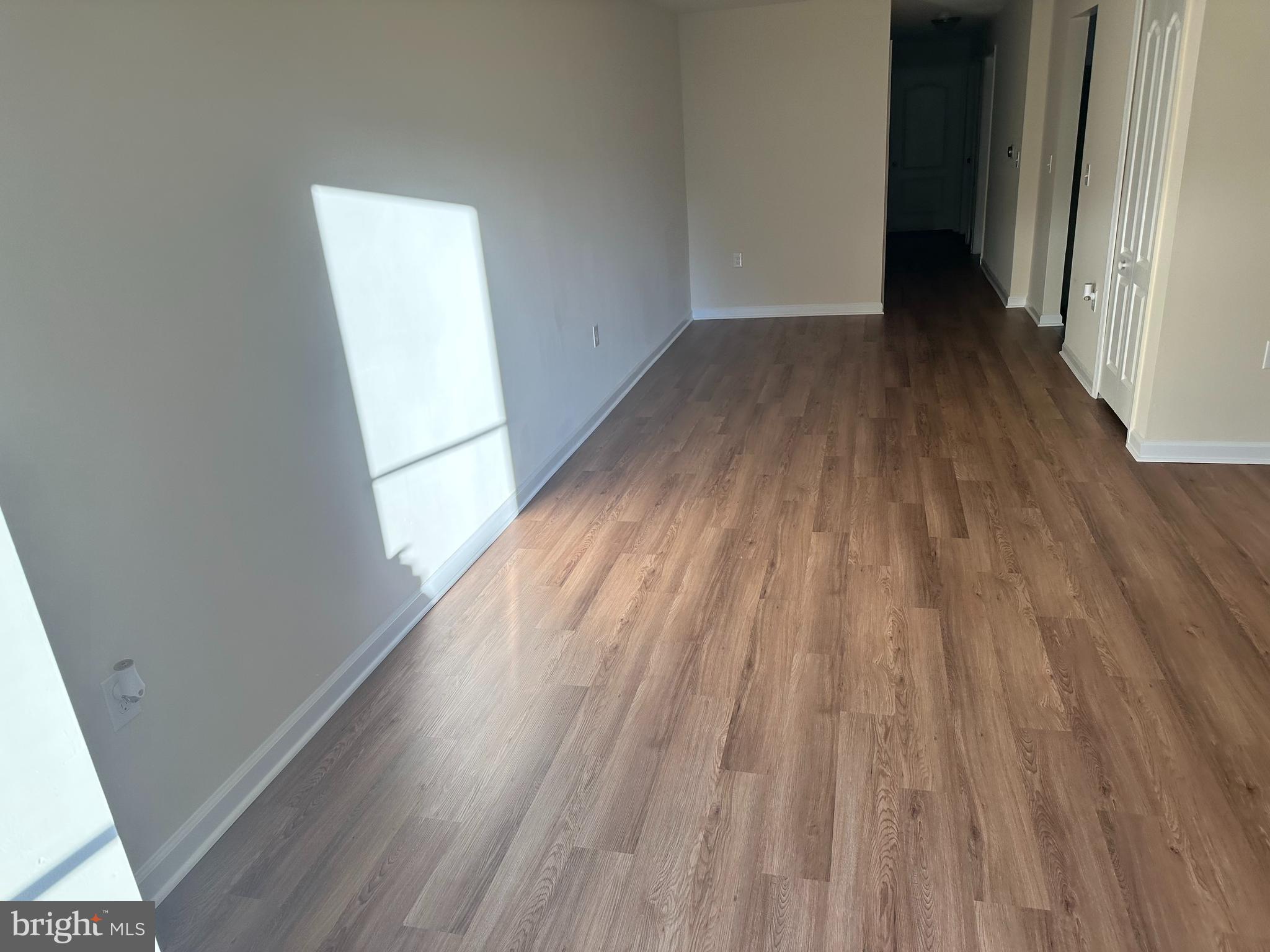 GLENSFORD CONDO - Residential Lease