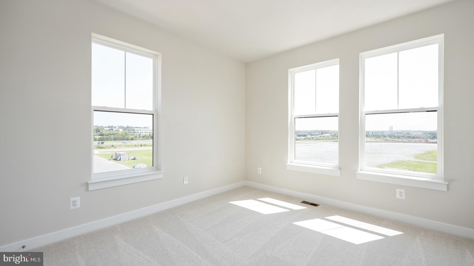 ONE LOUDOUN - Residential