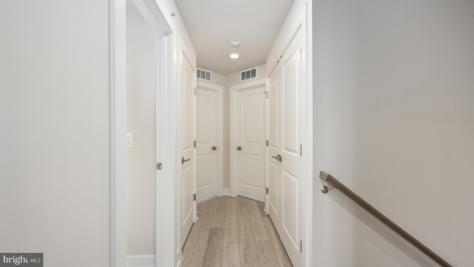 ONE LOUDOUN - Residential