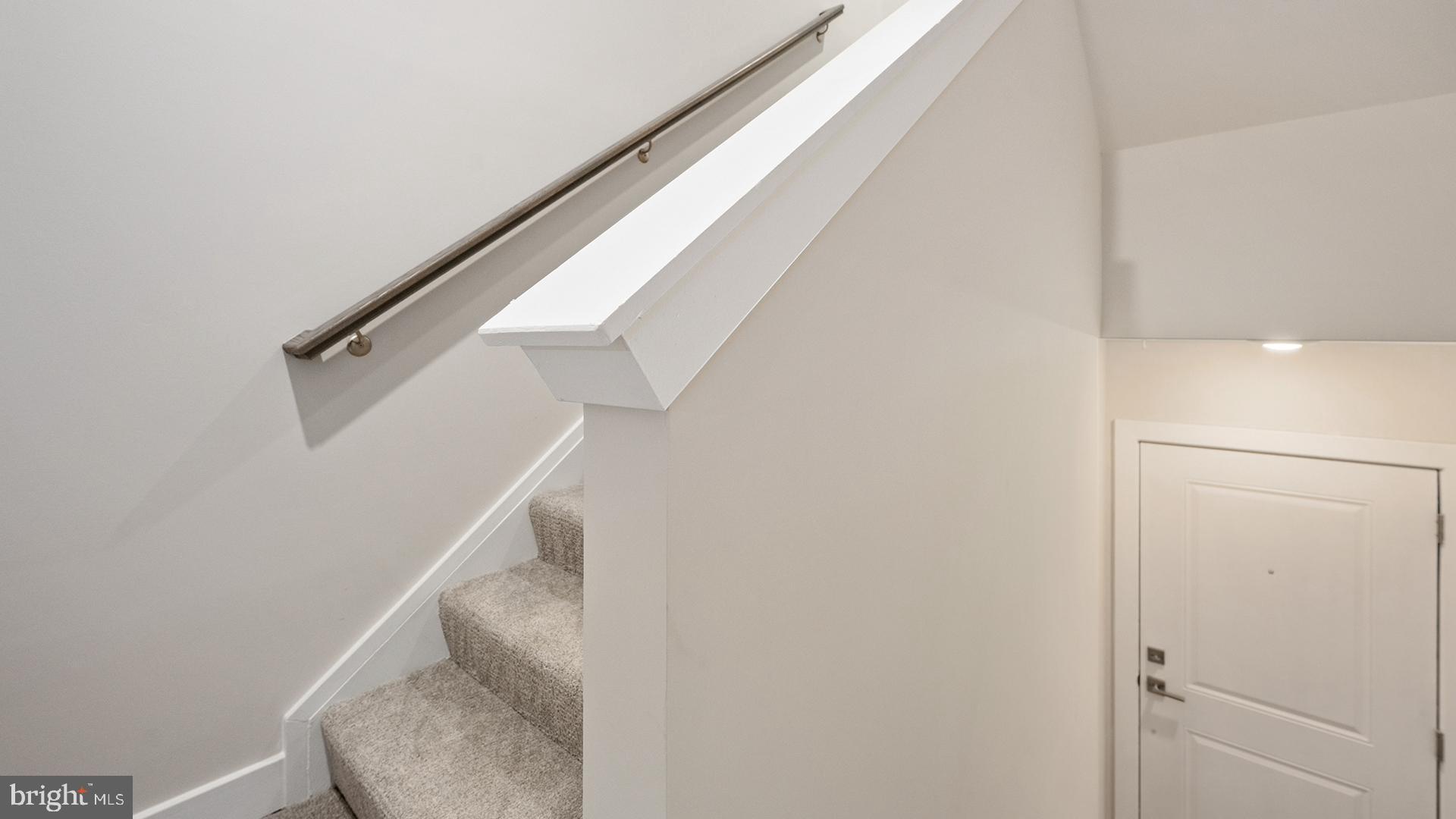 ONE LOUDOUN - Residential