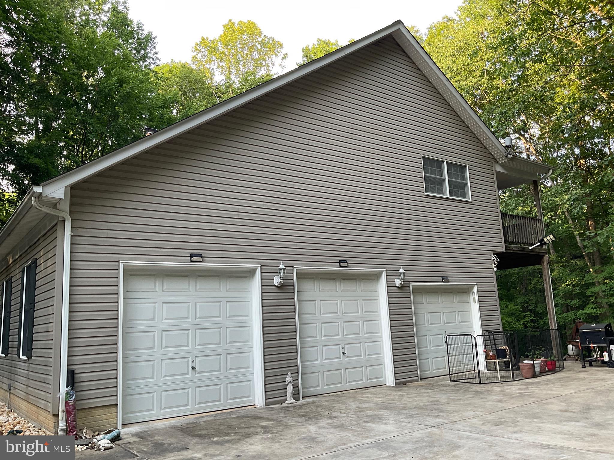 150 LAKELAND ROAD ROAD