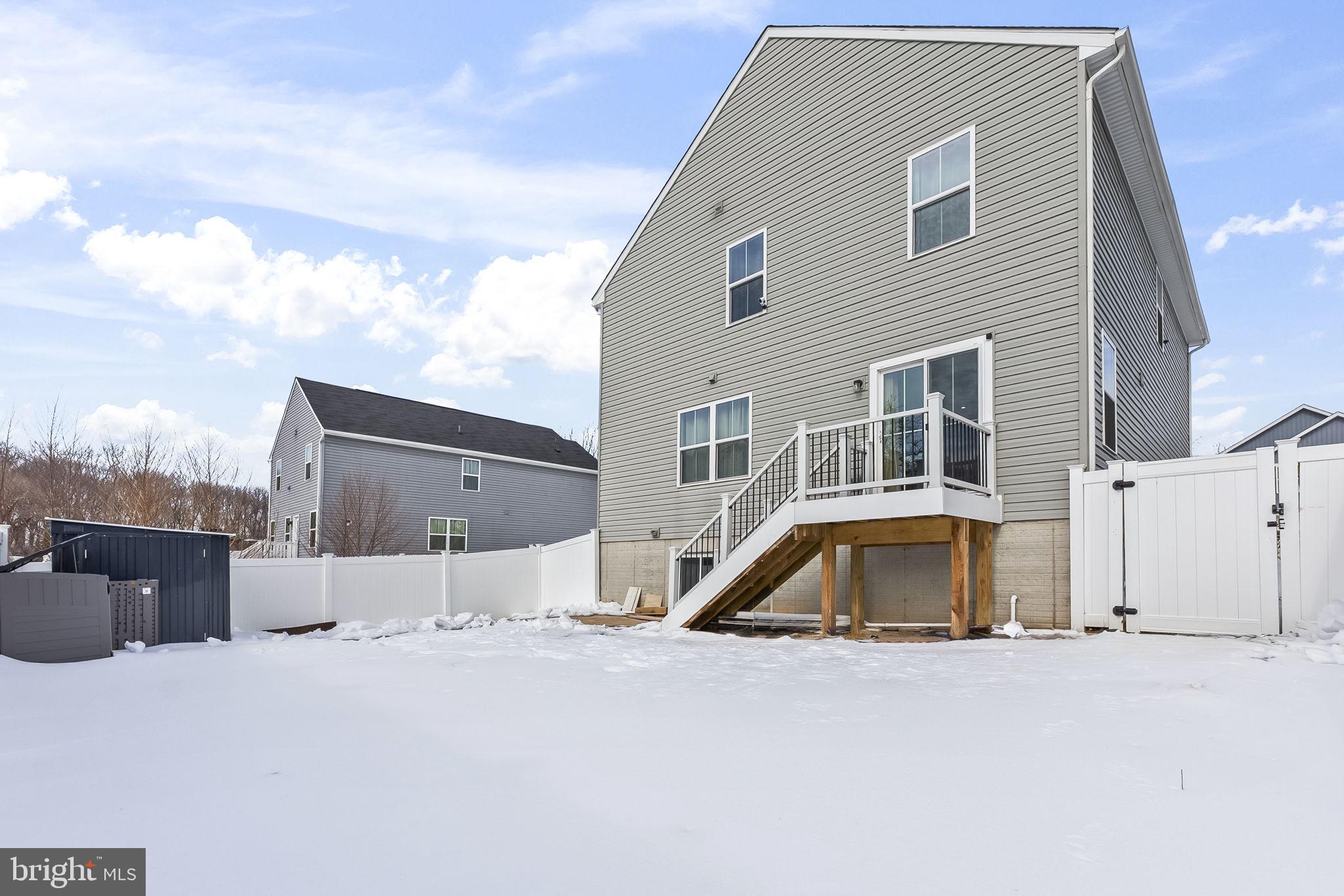 GREEN RIDGE MANOR - Residential