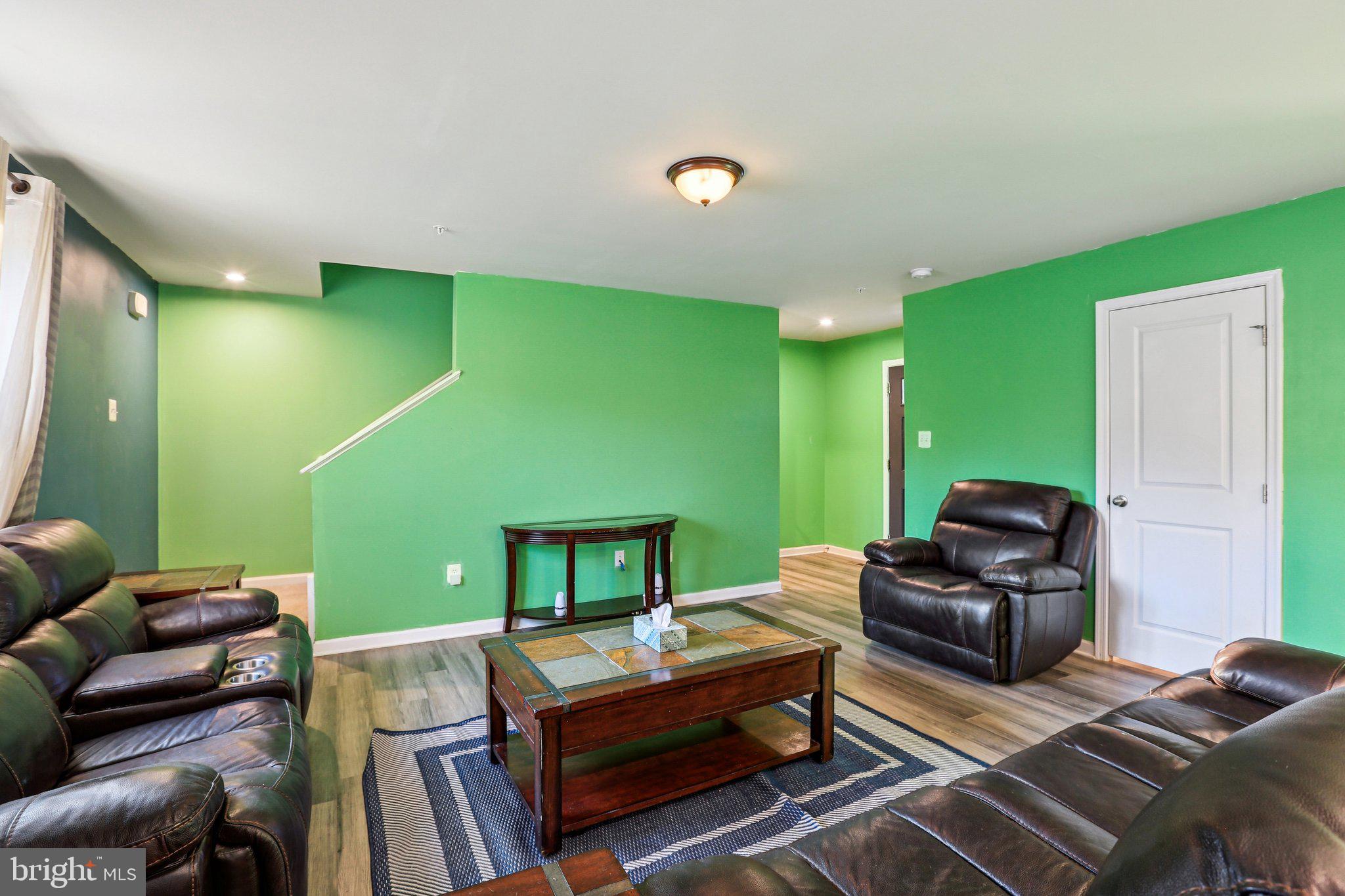 211 GREEN RIDGE LANE