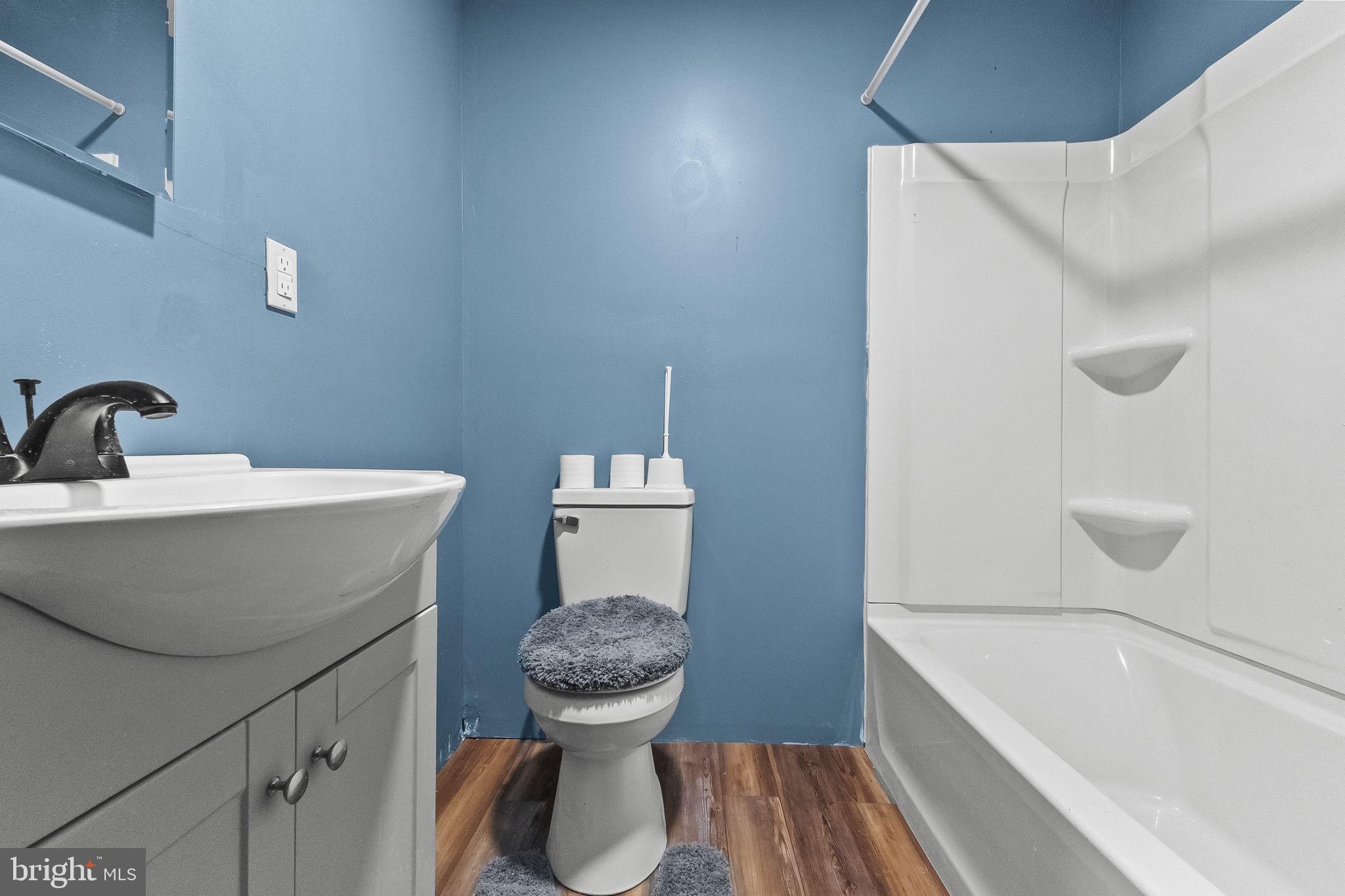 GREEN RIDGE MANOR - Residential