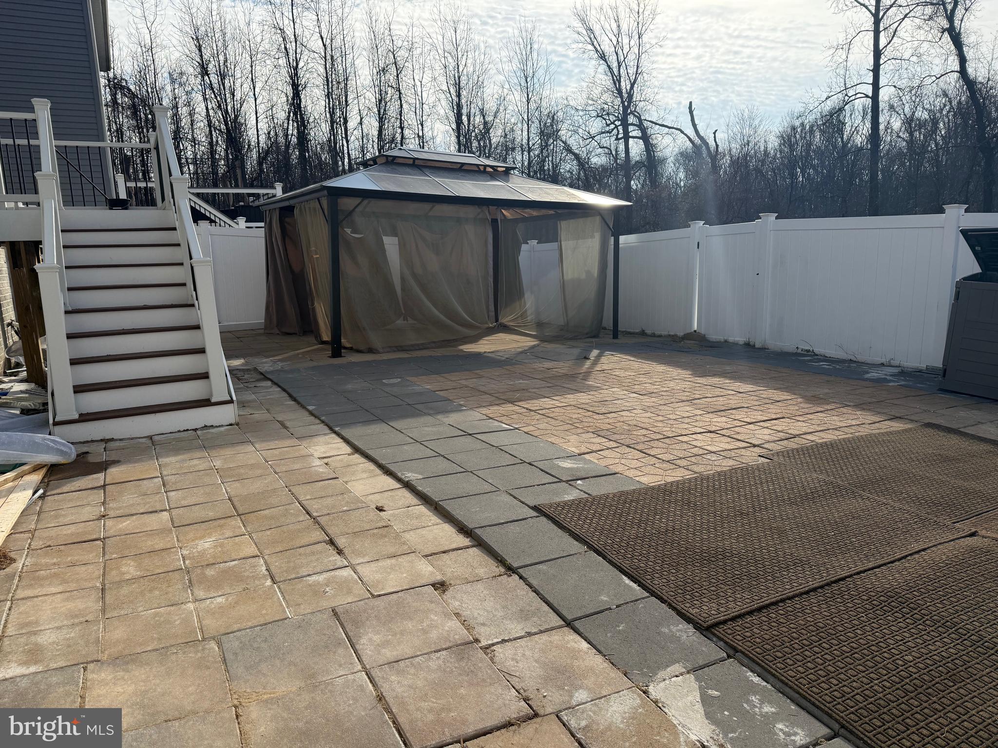 GREEN RIDGE MANOR - Residential