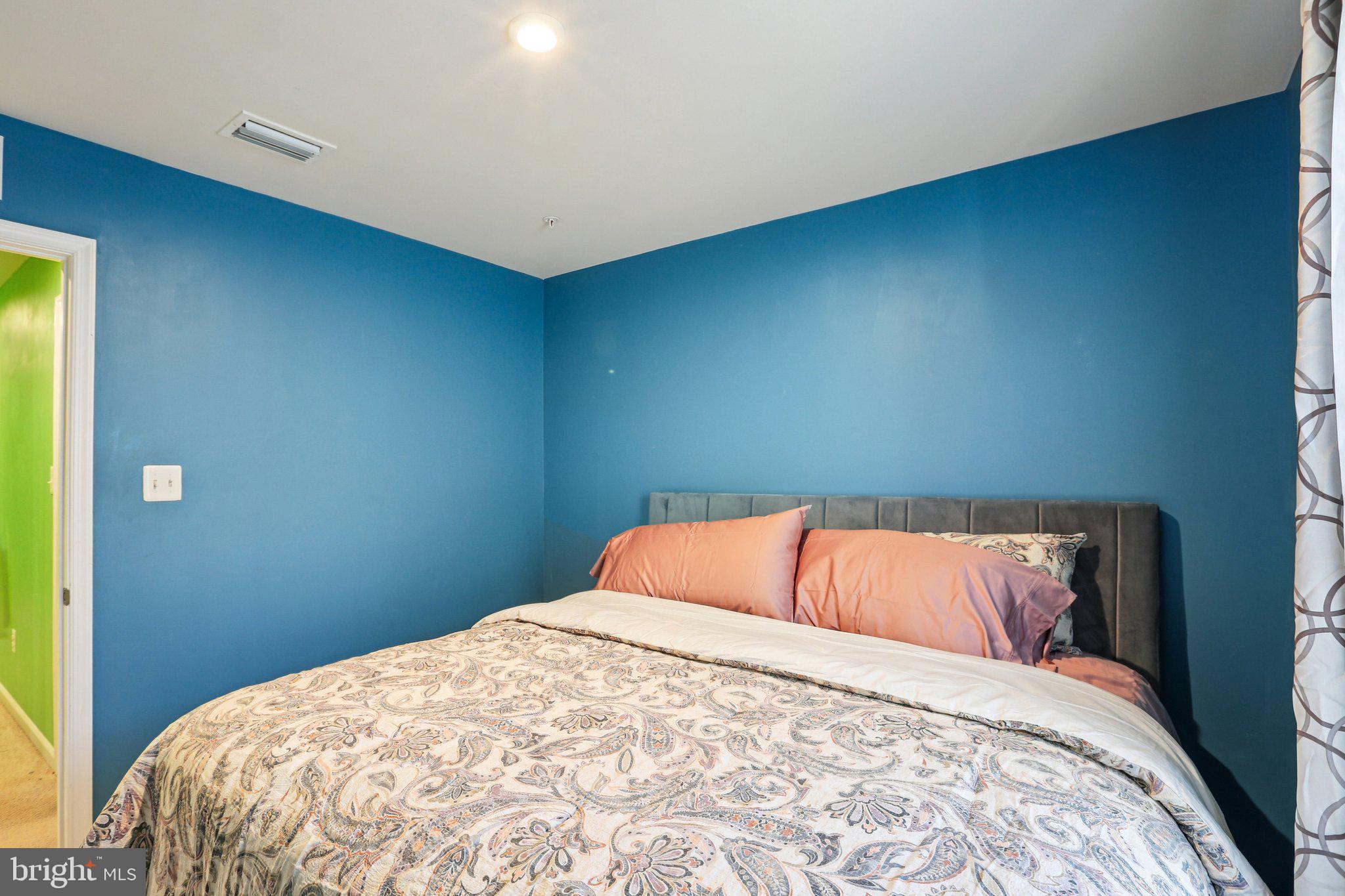 GREEN RIDGE MANOR - Residential