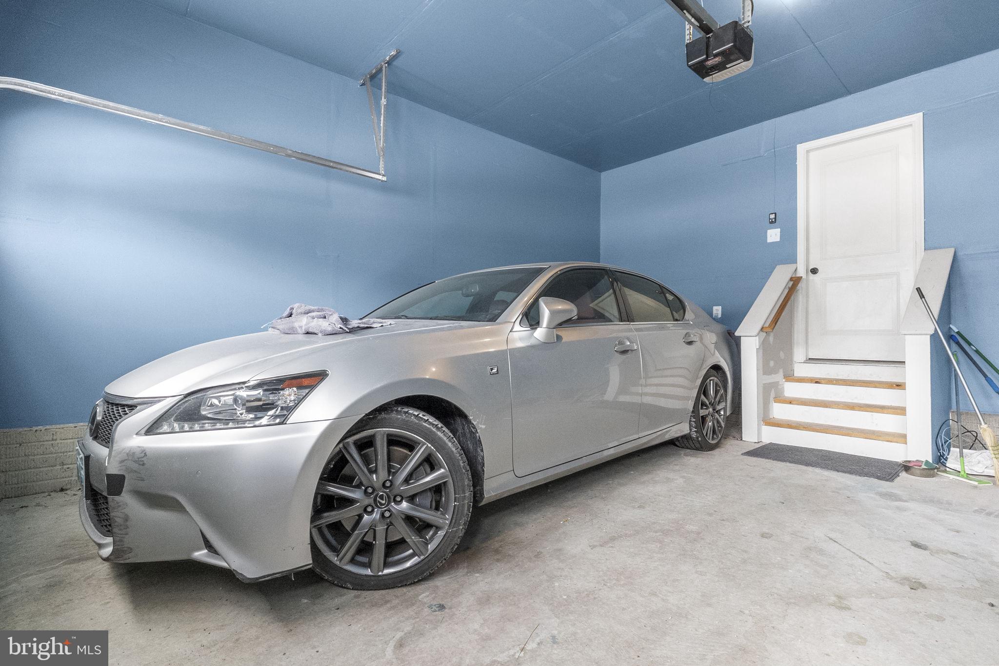 GREEN RIDGE MANOR - Residential