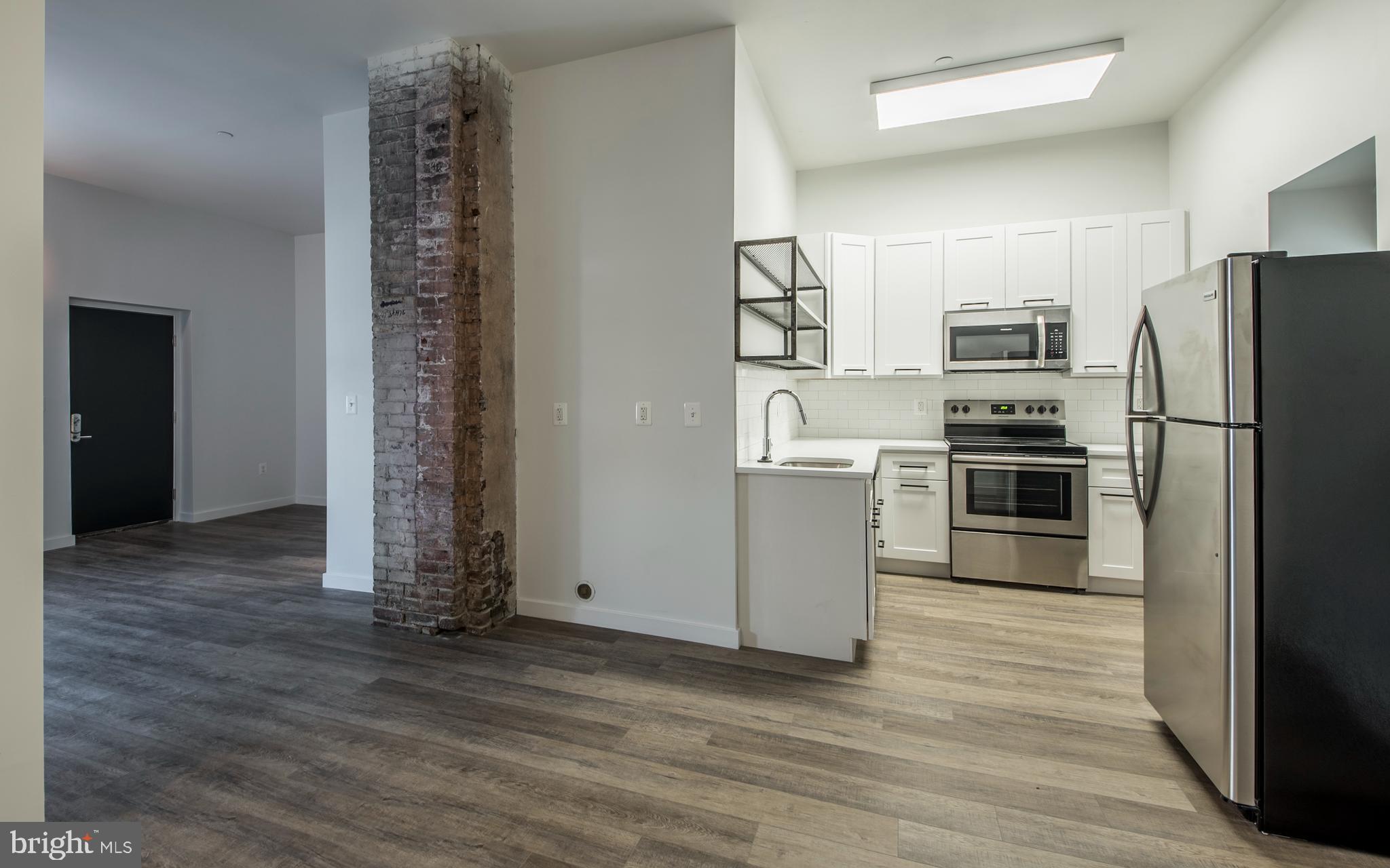 LOWER MOYAMENSING - Residential Lease