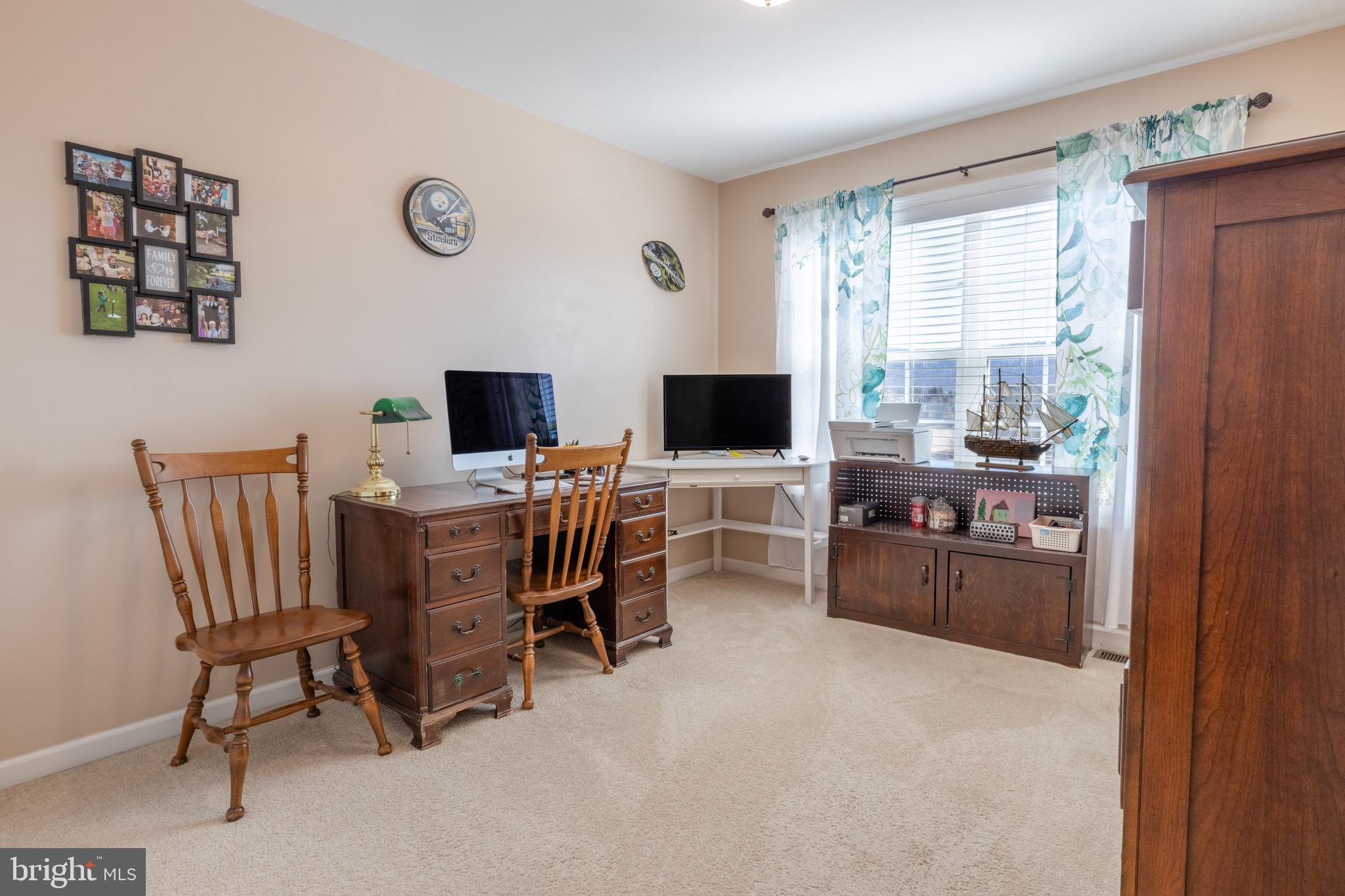 FOREST HEIGHTS - Residential