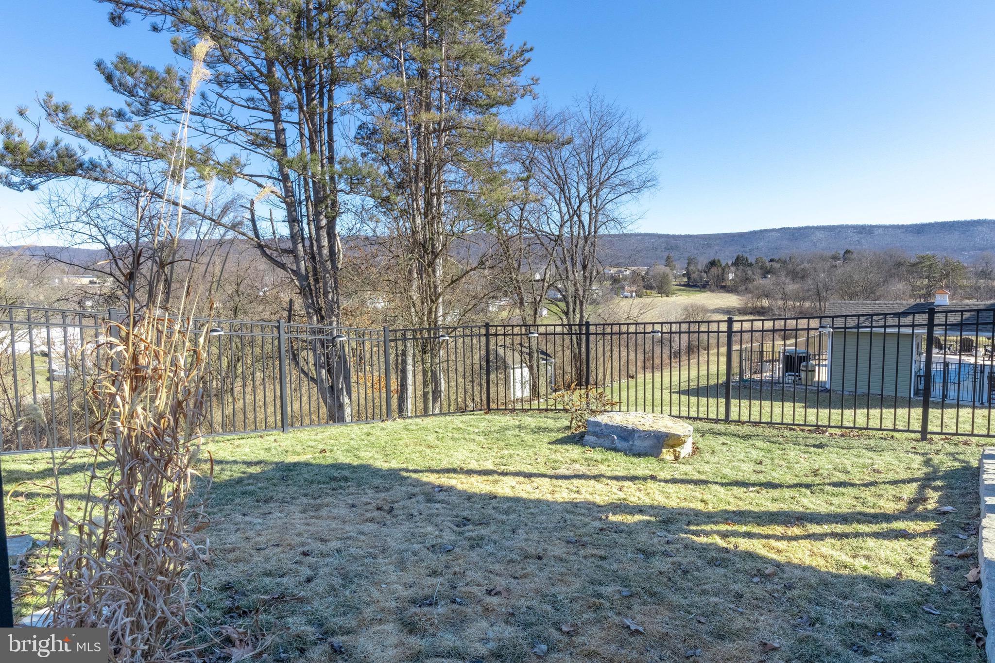 FOREST HEIGHTS - Residential