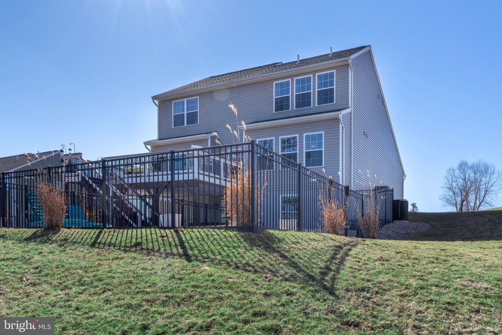 Photo of 201 Jefferson Circle, BELLEFONTE, PA 16823 (MLS # PACE2517846)