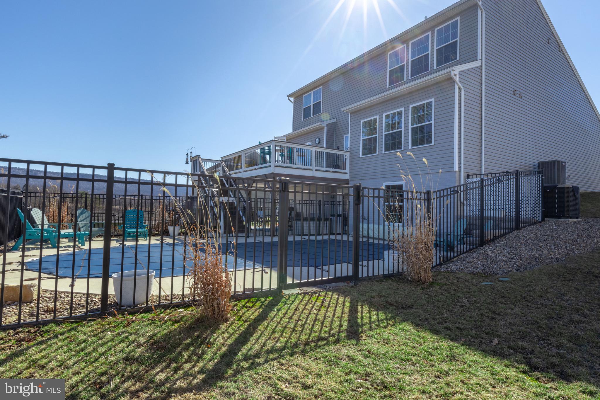 FOREST HEIGHTS - Residential