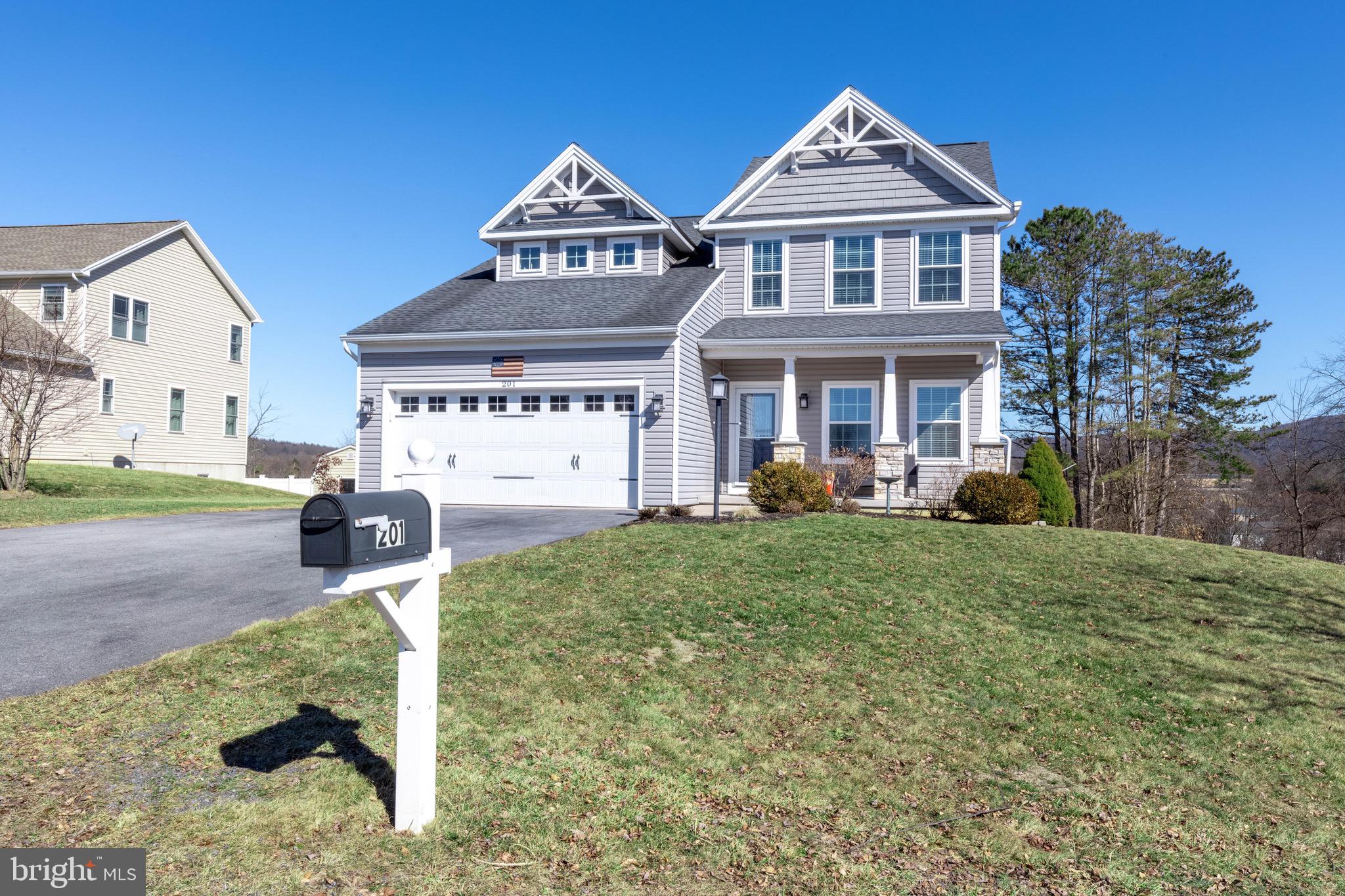 FOREST HEIGHTS - Residential