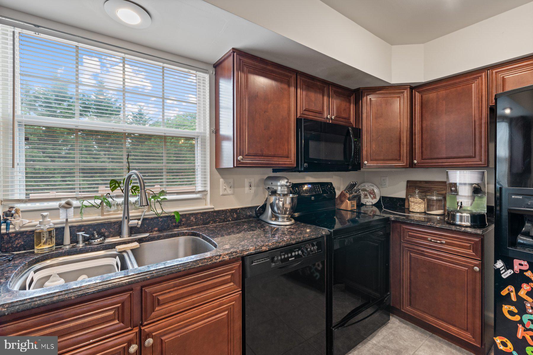 WHITSON RIDGE - Residential