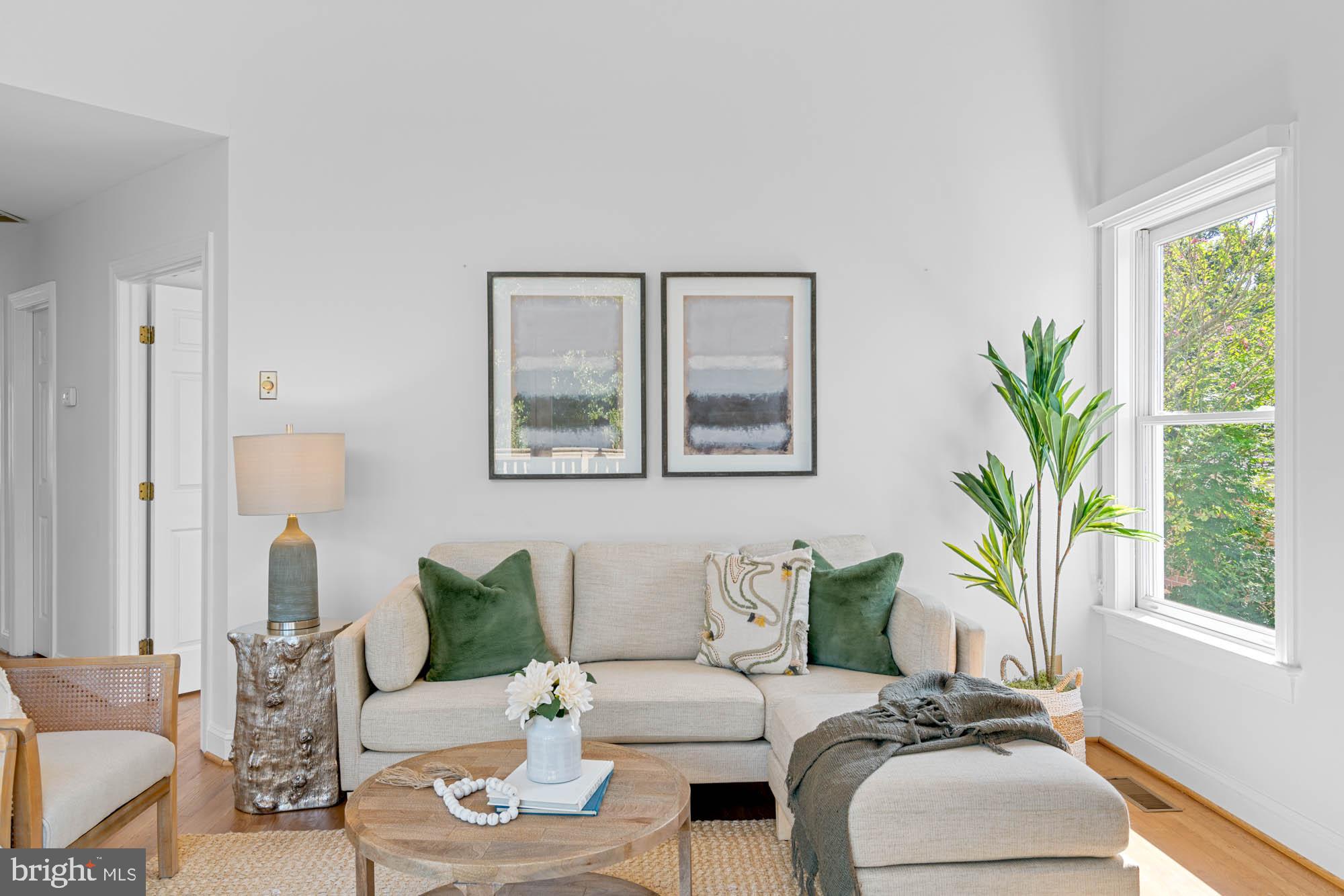 GLEN ECHO HEIGHTS - Residential