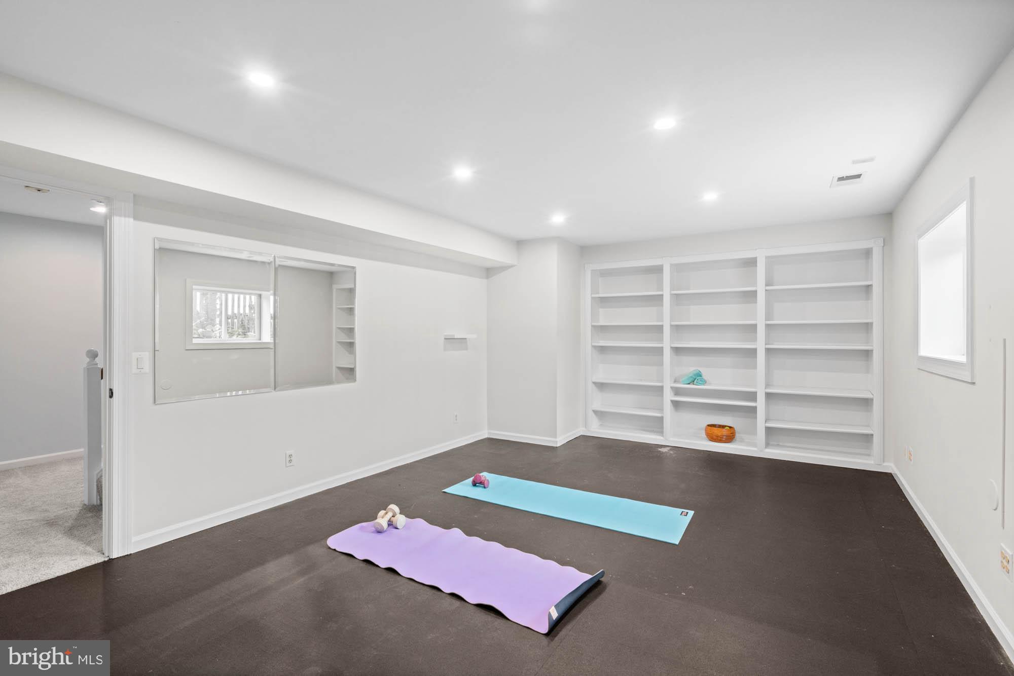 GLEN ECHO HEIGHTS - Residential