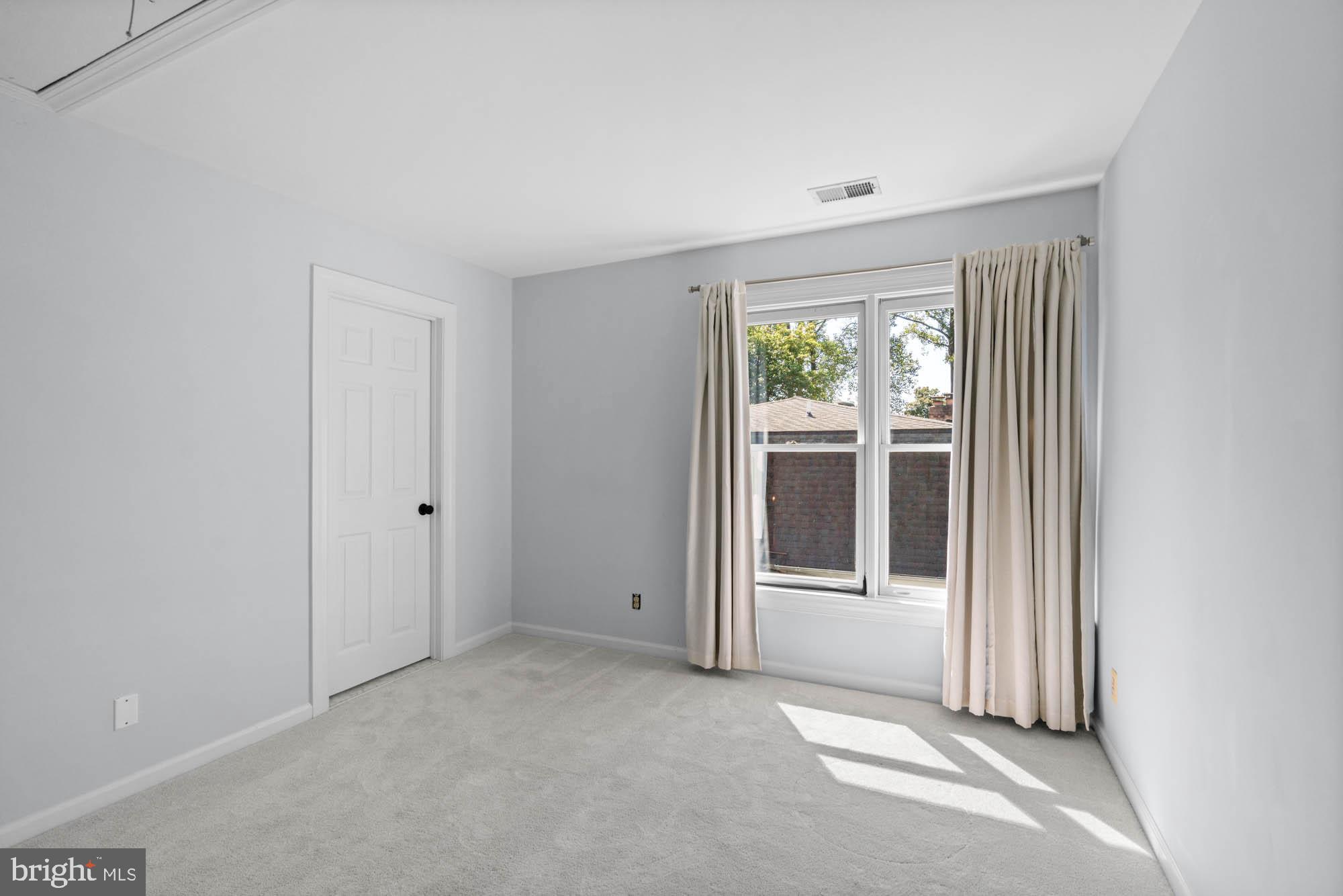 GLEN ECHO HEIGHTS - Residential