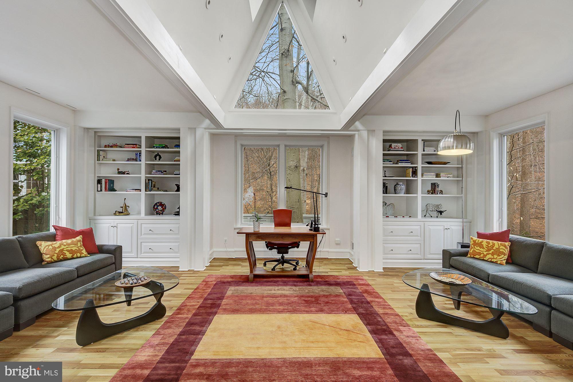 FOREST HILLS - Residential