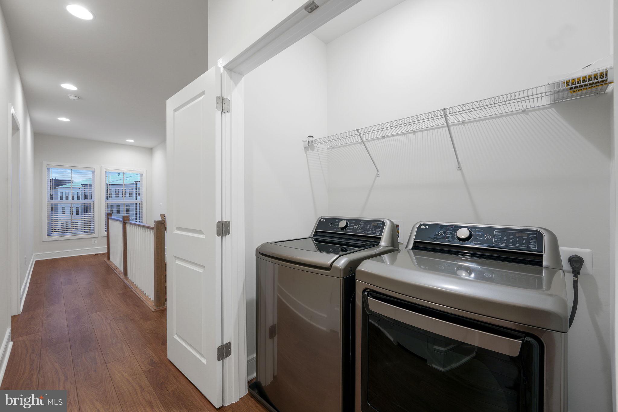 DEMOTT & SILVER - Residential Lease