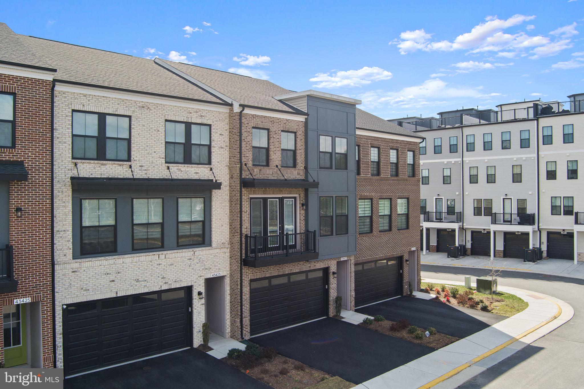 DEMOTT & SILVER - Residential Lease